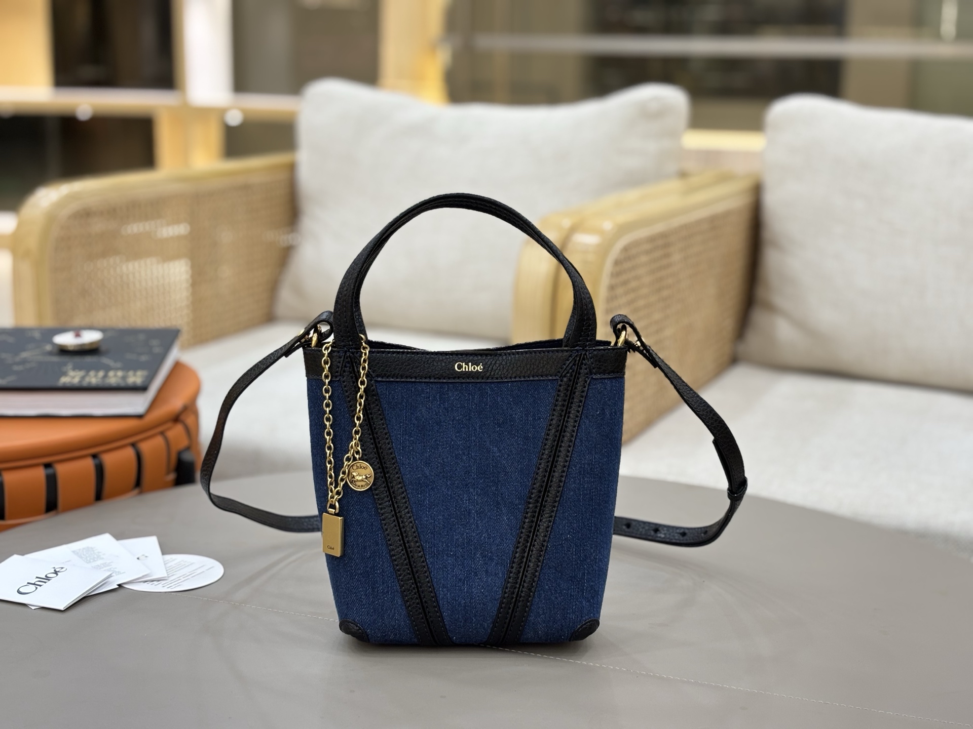 Bagsaaa Small Chloé Spin tote bag in denim - 19 cm