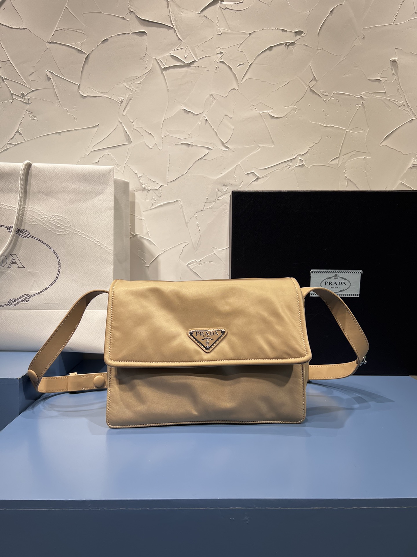 Bagsaaa Pra*a Traveller small padded Re-Nylon shoulder bag 1BD313 beige - 23cm