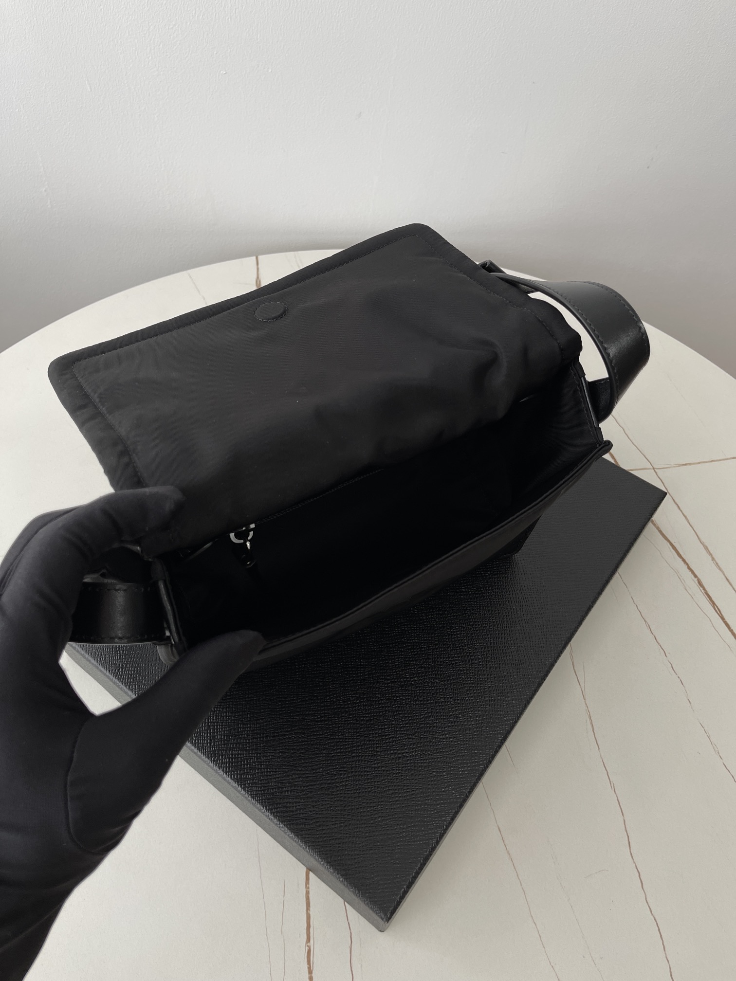 Bagsaaa Pra*a Traveller small padded Re-Nylon shoulder bag 1BD313 black - 23cm