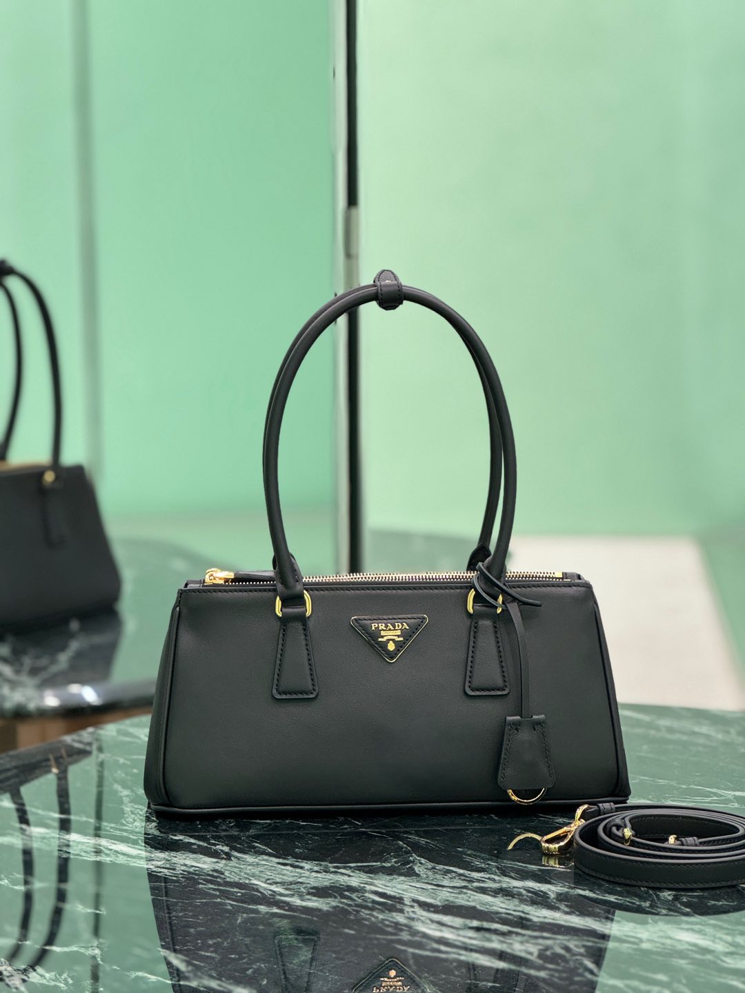 Bagsaaa Medium Pra*a Galleria leather bag 1BA457 black - 30cm