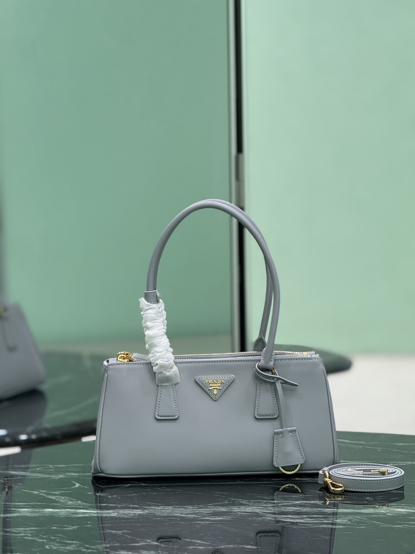 Bagsaaa Medium Pra*a Galleria leather bag 1BA457 opaline - 30cm
