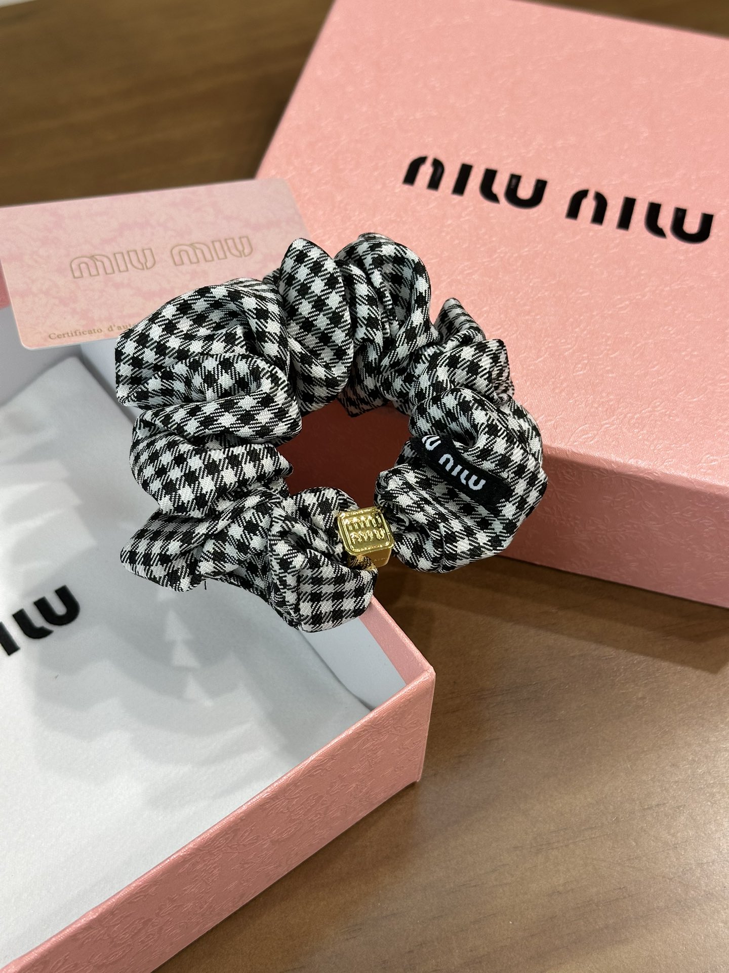 Bagsaaa M1um1u Scrunchie Set
