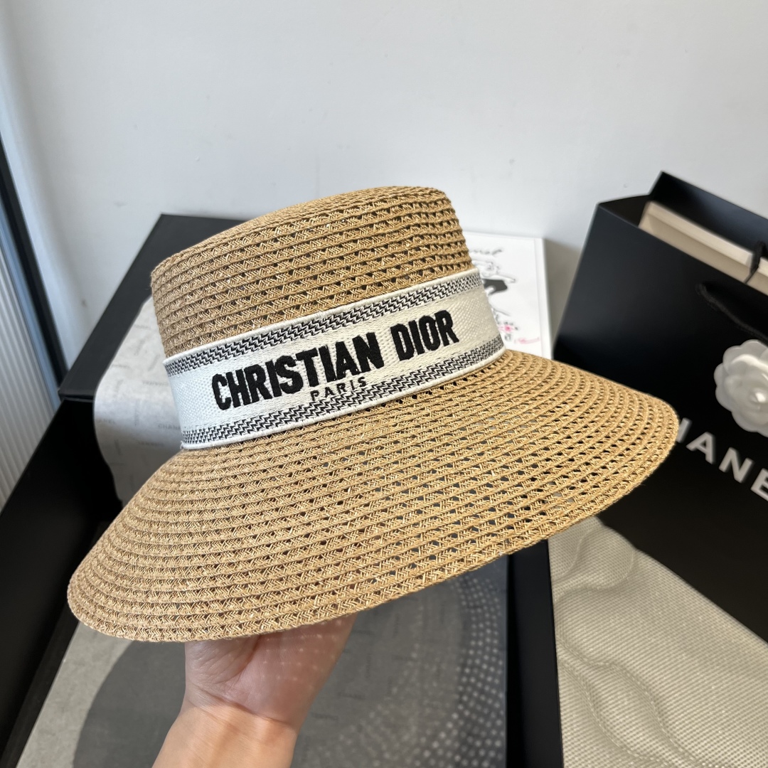 Bagsaaa D10r Straw Hat