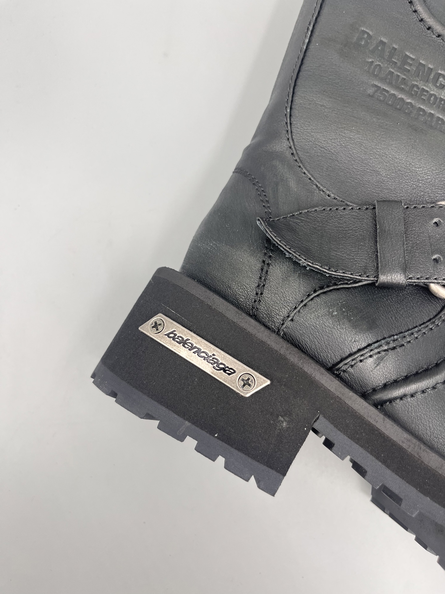Bagsaaa Ba1en*iaga Venom Boots Black