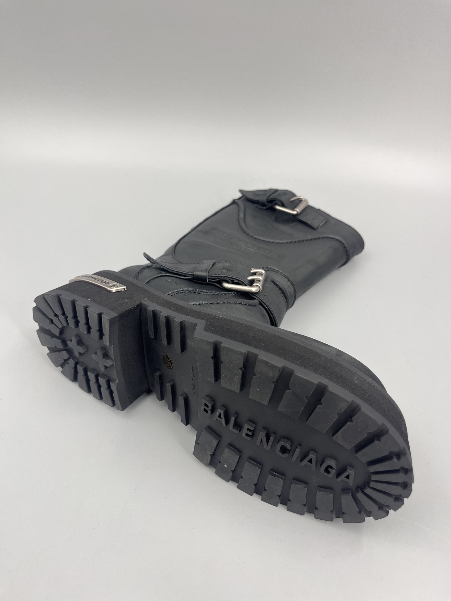 Bagsaaa Ba1en*iaga Venom Boots Black