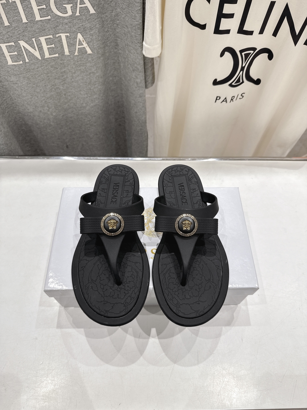 Bagsaaa Versace Gianni Ribbon Sandals black