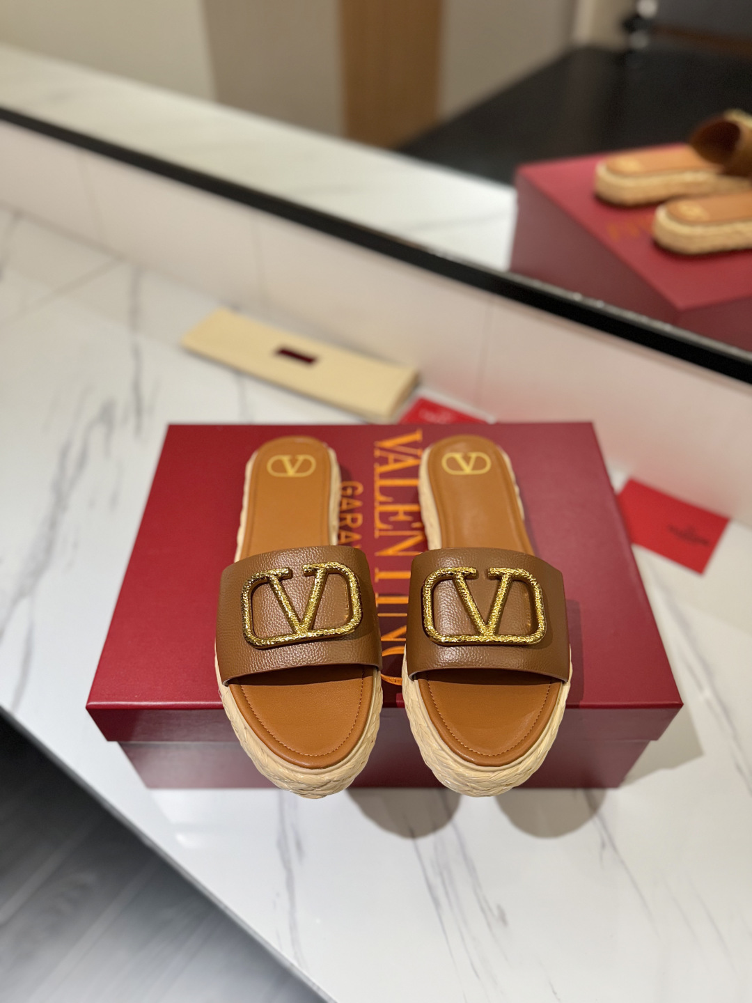 Bagsaaa Va1e*ntin0 Brown Va1e*ntin0 Garavani VLogo Slide Espadrilles