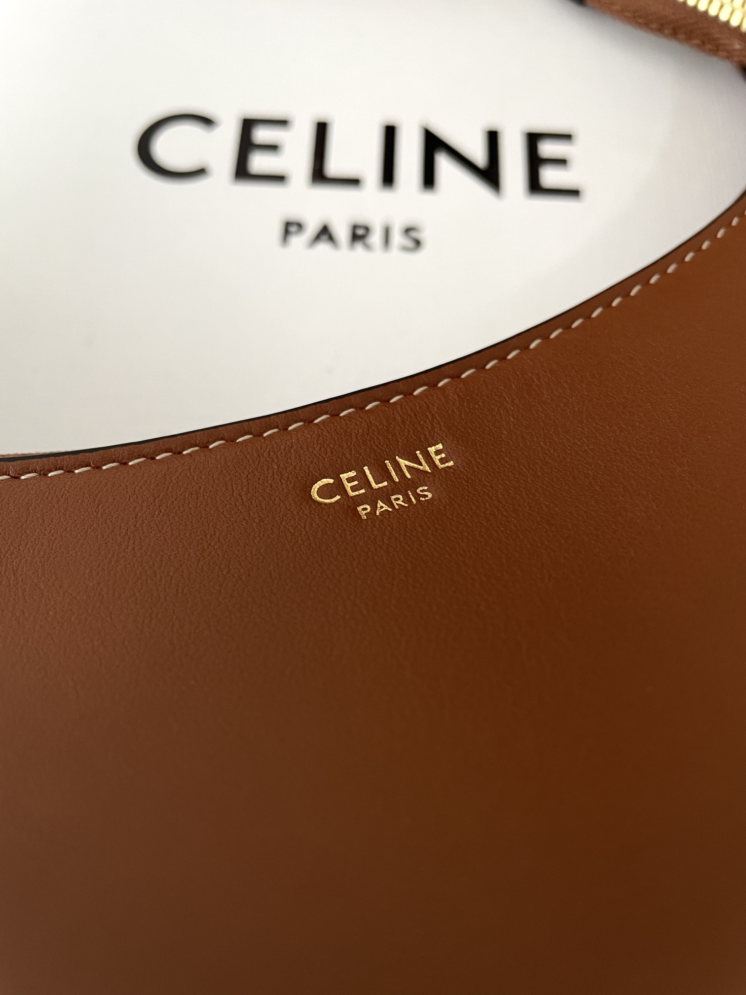 Bagsaaa Ce1i*e Medium Ava Strap Bag In Smooth Calfskin Brown - 24cm