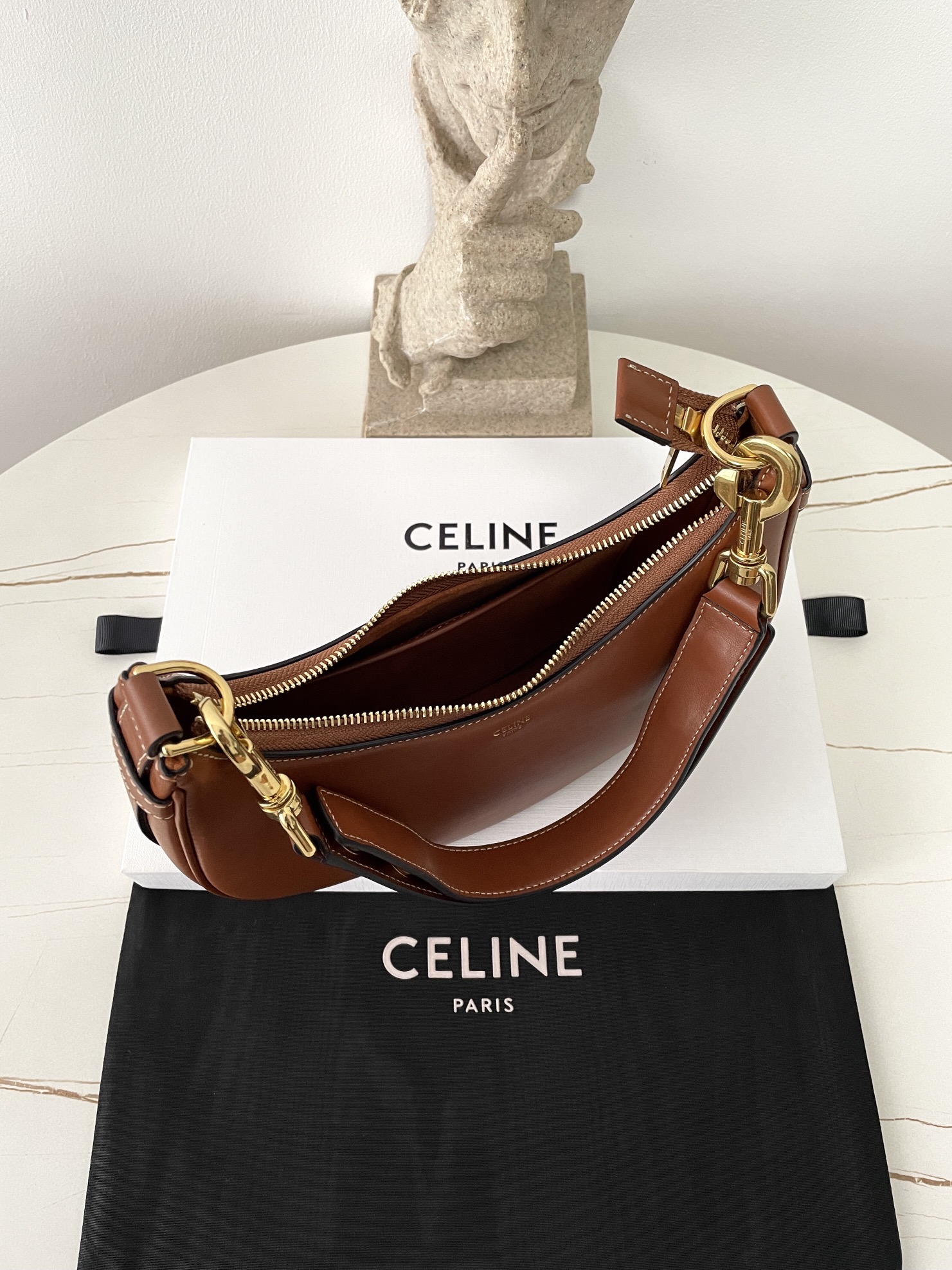 Bagsaaa Ce1i*e Medium Ava Strap Bag In Smooth Calfskin Brown - 24cm