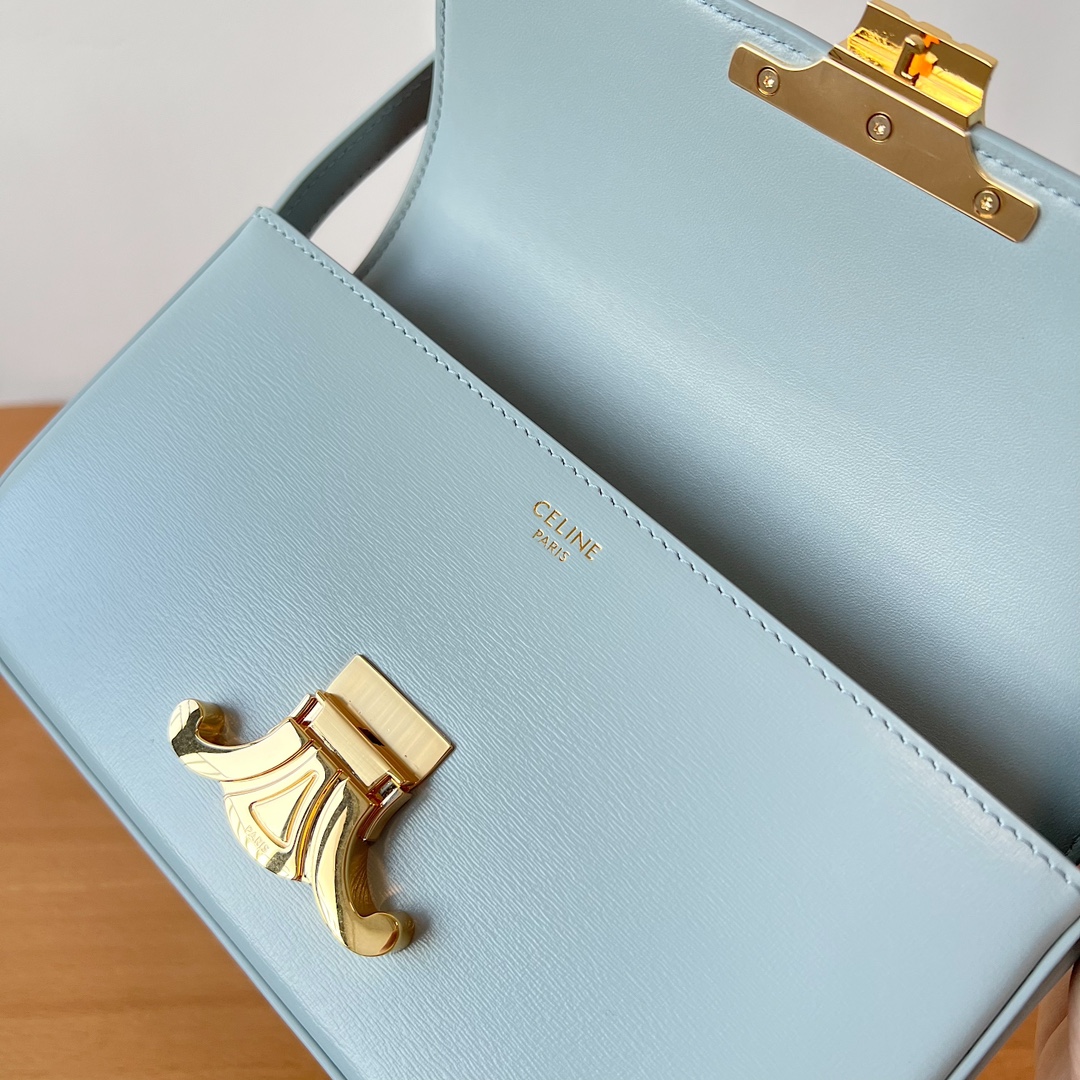 Bagsaaa Ce1i*e Shoulder Bag Claude In Natural Calfskin 194143 blue - 20.5cm