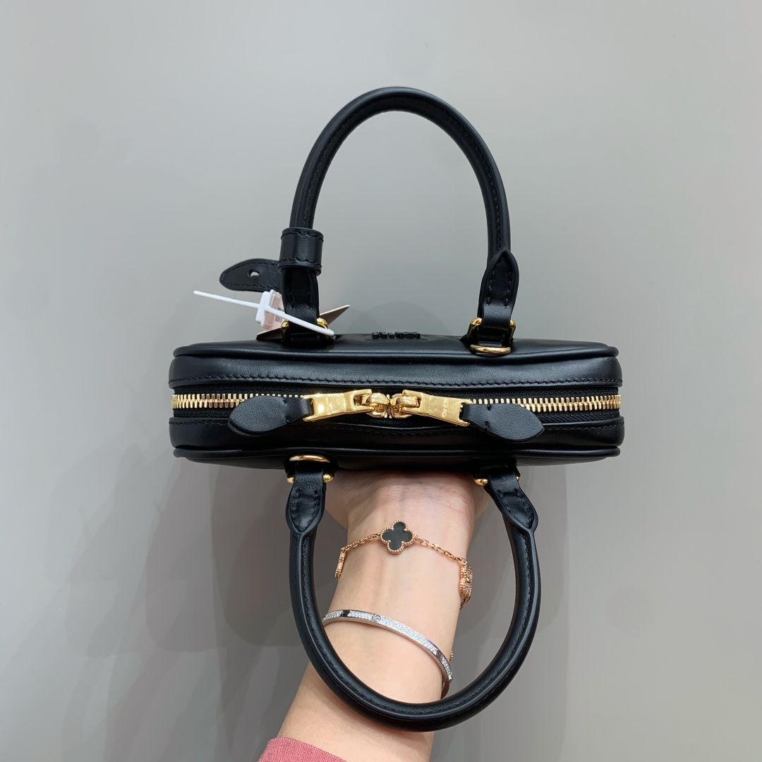 Bagsaaa Miu Miu Arcadie leather mini-bag 5BP088 black - 19cm