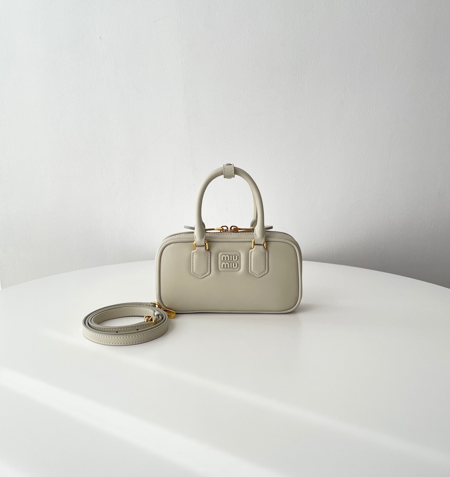 Bagsaaa Miu Miu Arcadie leather mini-bag 5BP088 white - 19cm