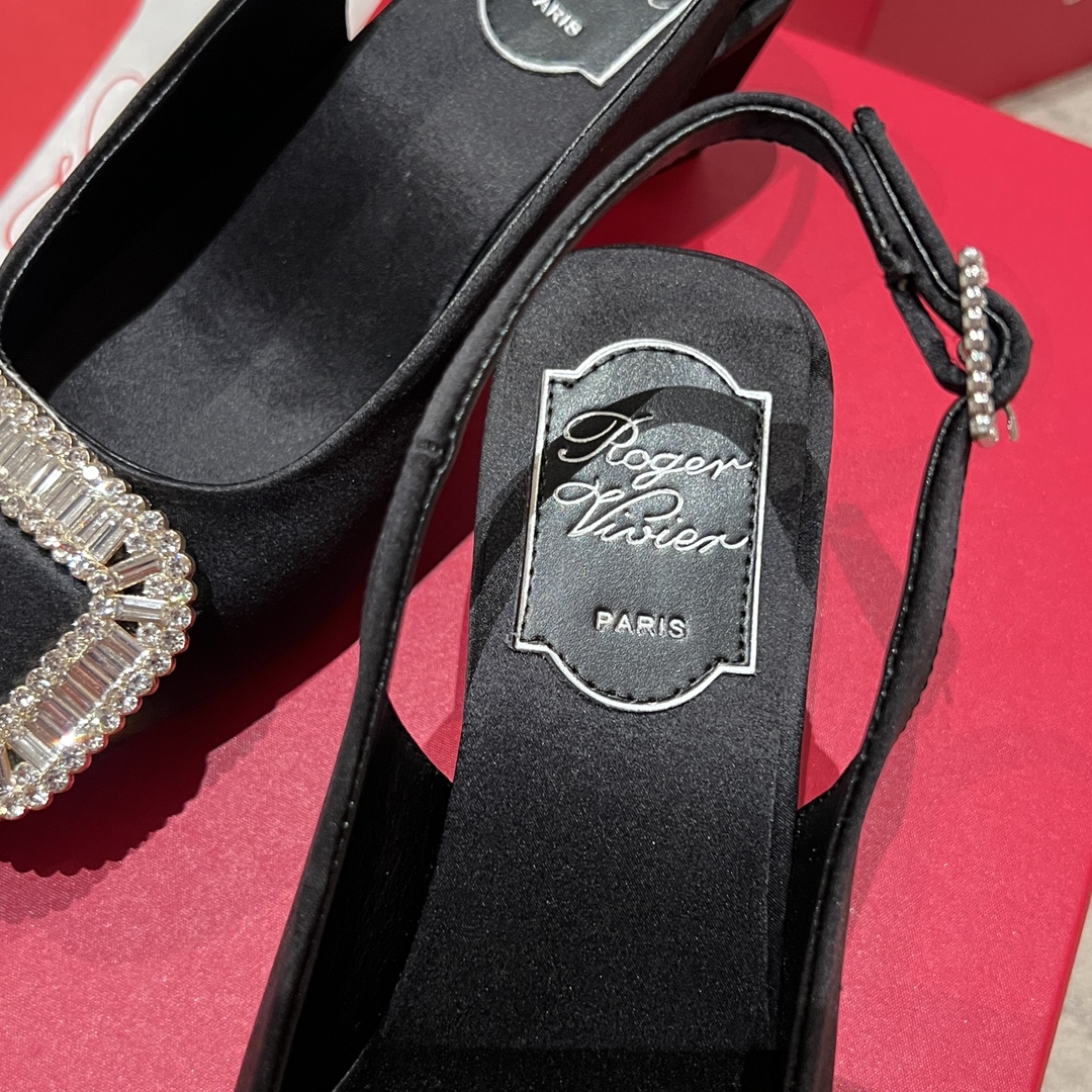 Bagsaaa Roger Vivier Belle Vivier Slingback Pumps in satin black