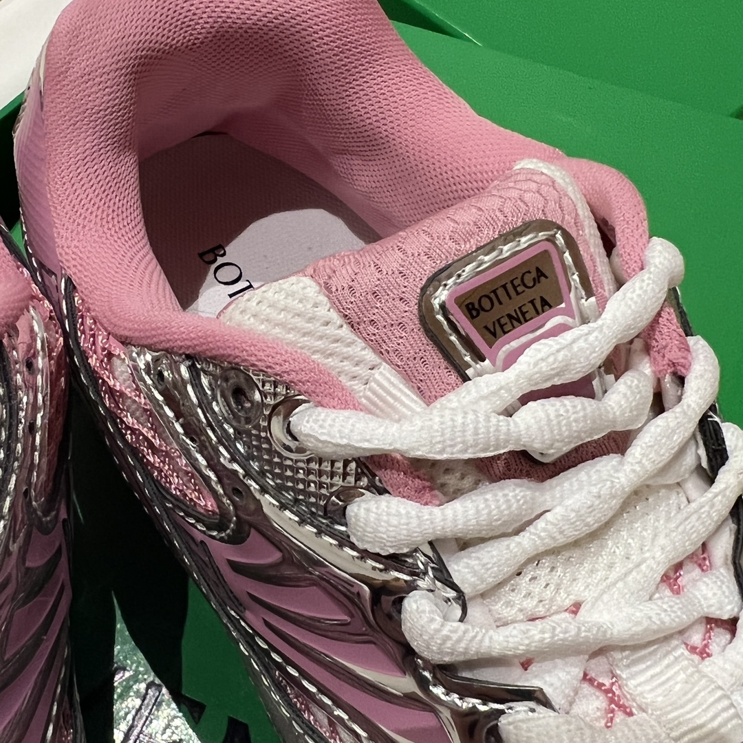 Bagsaaa B0tt*ga Ven*ta Orbit Sneaker Pink