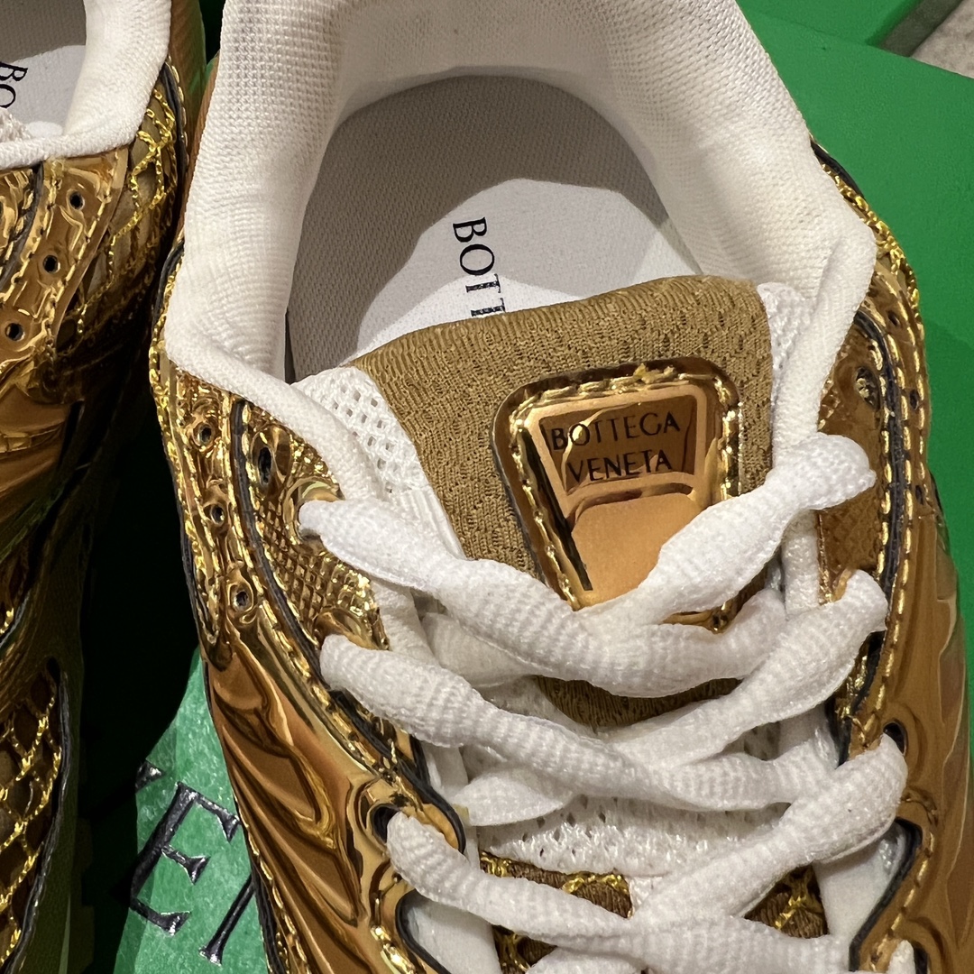 Bagsaaa B0tt*ga Ven*ta Orbit Sneaker Gold