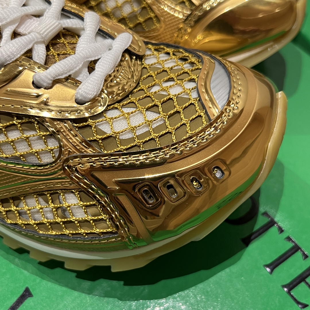 Bagsaaa B0tt*ga Ven*ta Orbit Sneaker Gold
