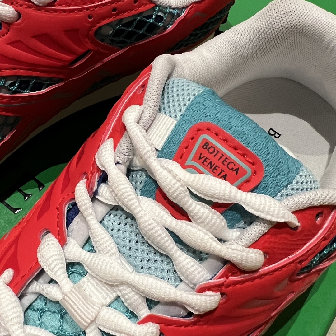Bagsaaa B0tt*ga Ven*ta Orbit Sneaker Turquoise/cherry