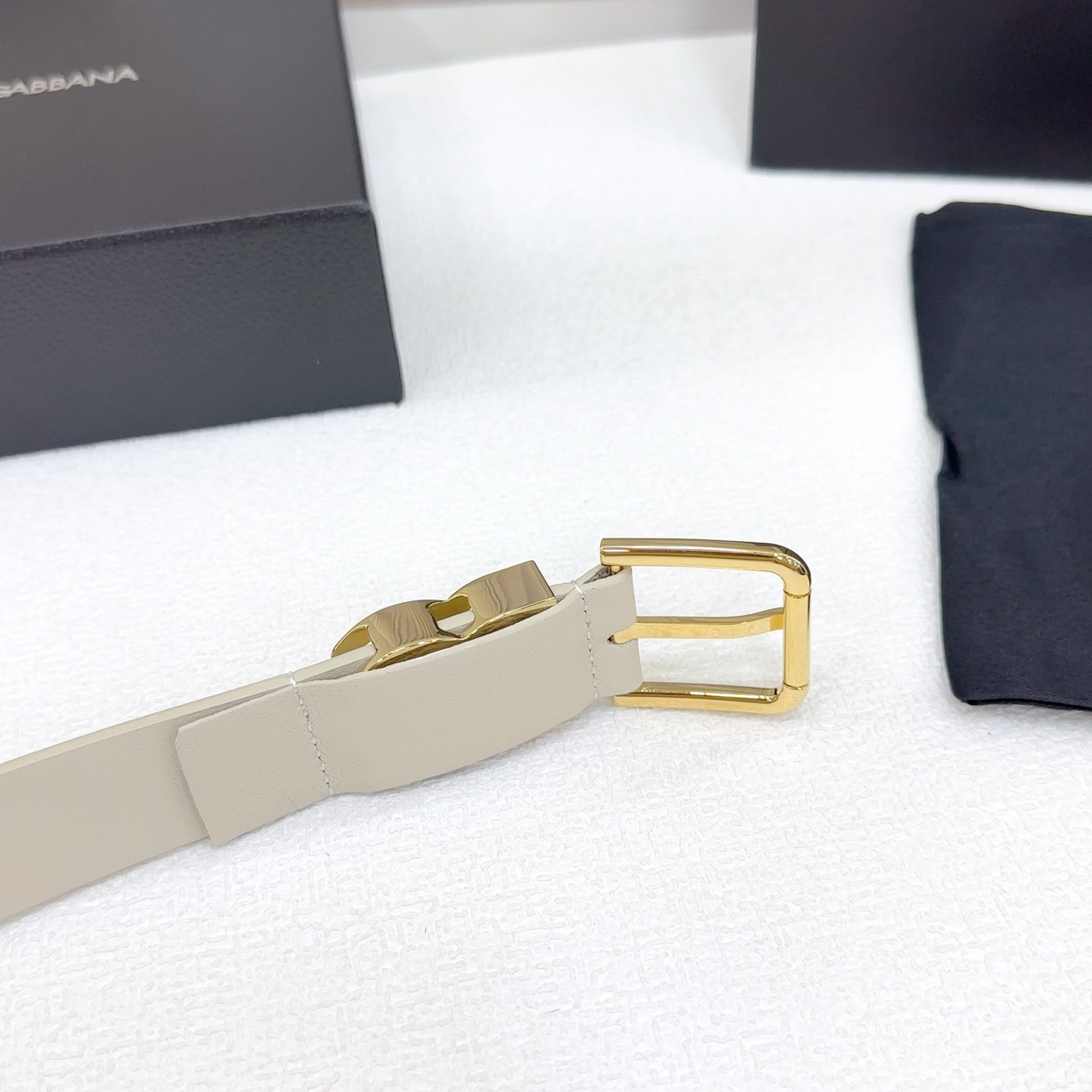 Bagsaaa D&G Belt White & Gold - 3cm