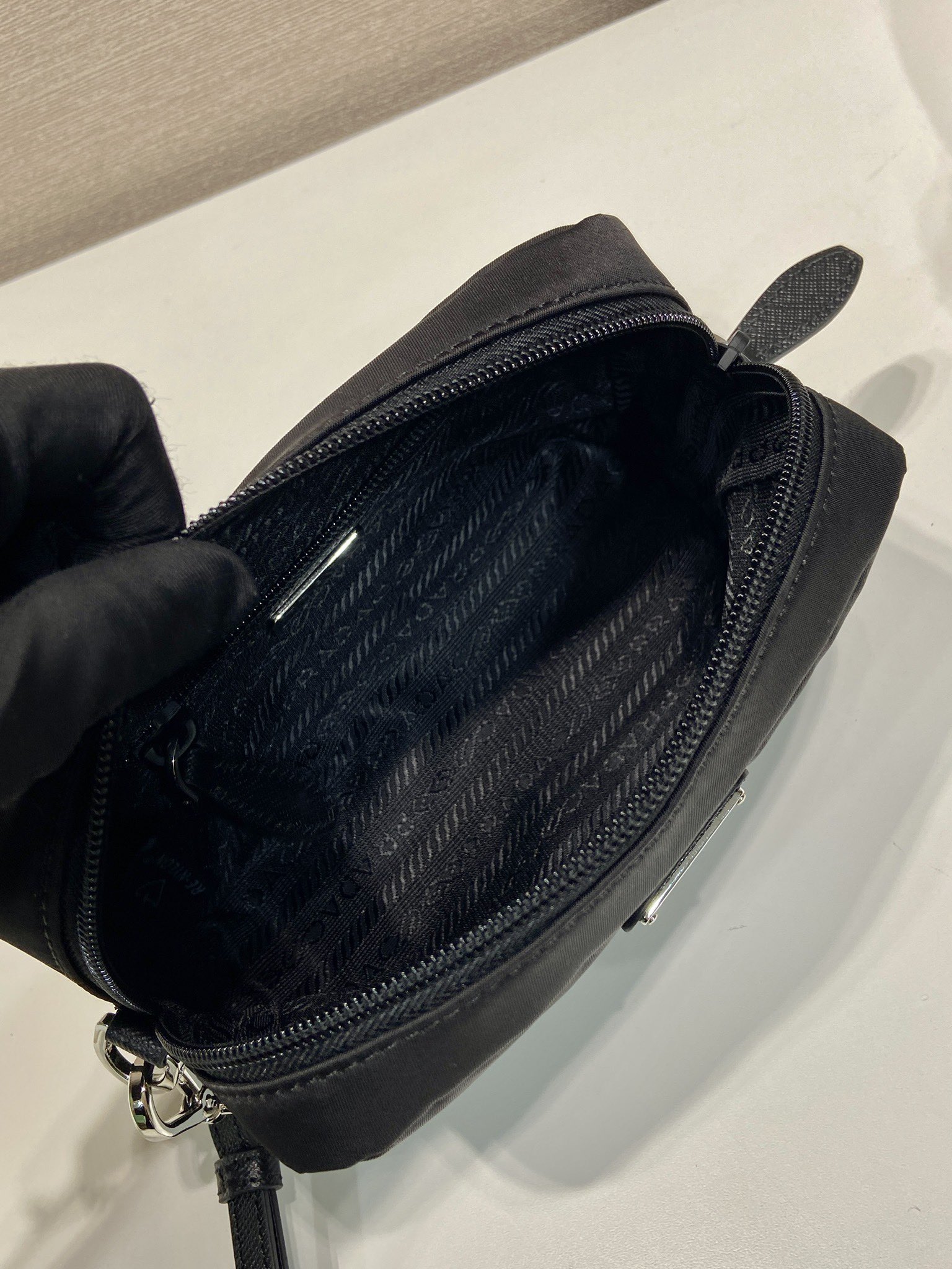 Bagsaaa Pra*a Small Re-Nylon pouch 1NS021 black - 17cm