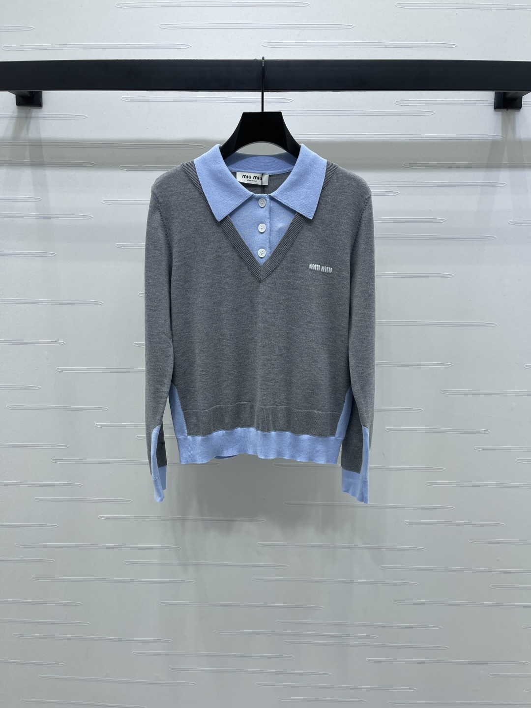 Bagsaaa Miu Miu Cashmere and wool polo sweater Gray/Blue