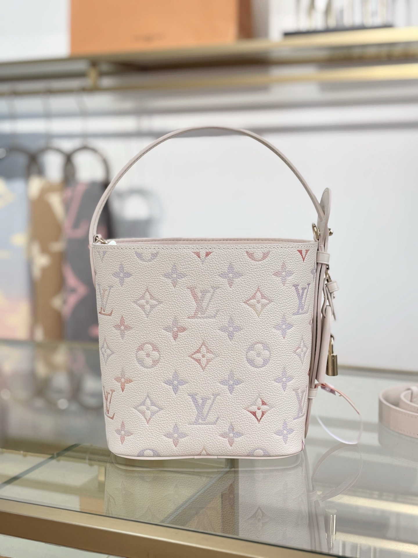 Bagsaaa LV M25673 All In BB Dream Cream - 18cm
