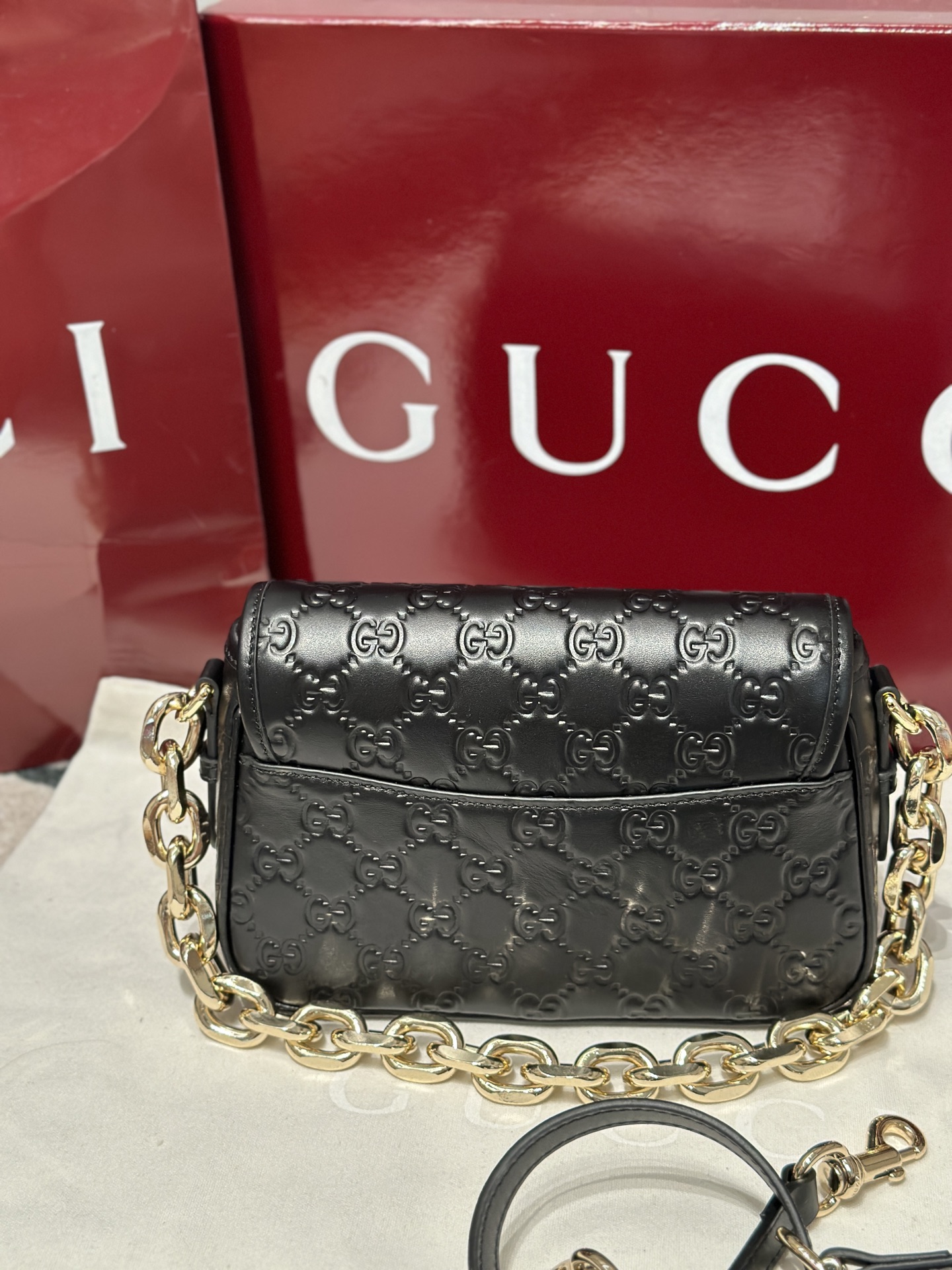 Bagsaaa Gvc*1 GG Emblem small shoulder bag 847448 black - 20.5cm