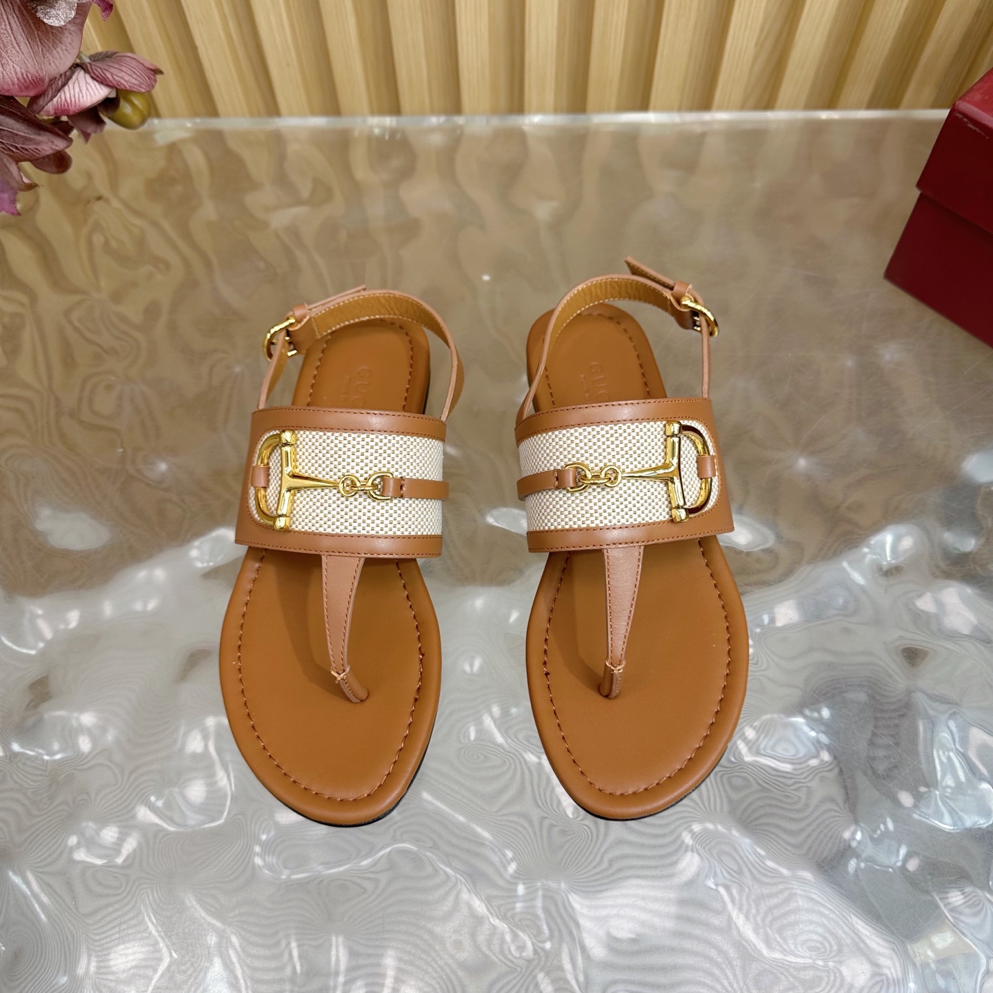 Bagsaaa Gvc*1 Women's thong sandal with Horsebit 834431 brown