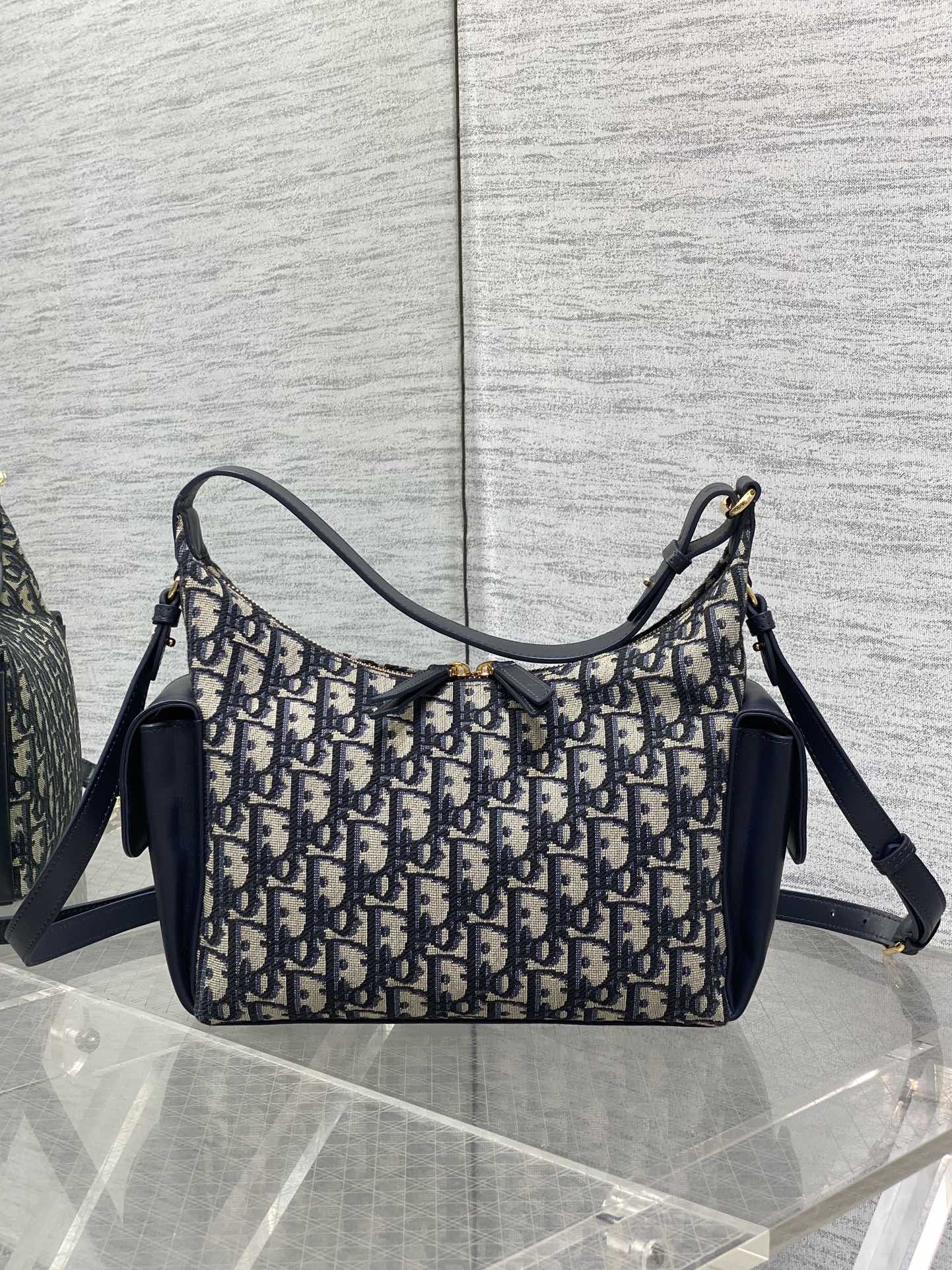 Bagsaaa D10r Medium D-Dream Bag Blue D10r Oblique Jacquard and Smooth Calfskin - 28cm
