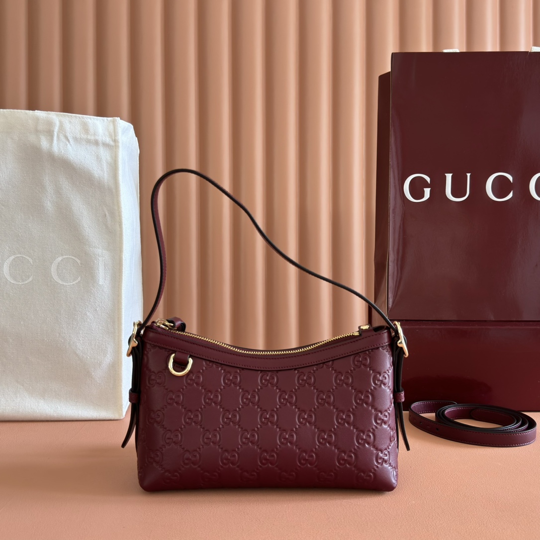 Bagsaaa Gvc*1 GG Emblem small shoulder bag 847450 red - 22cm