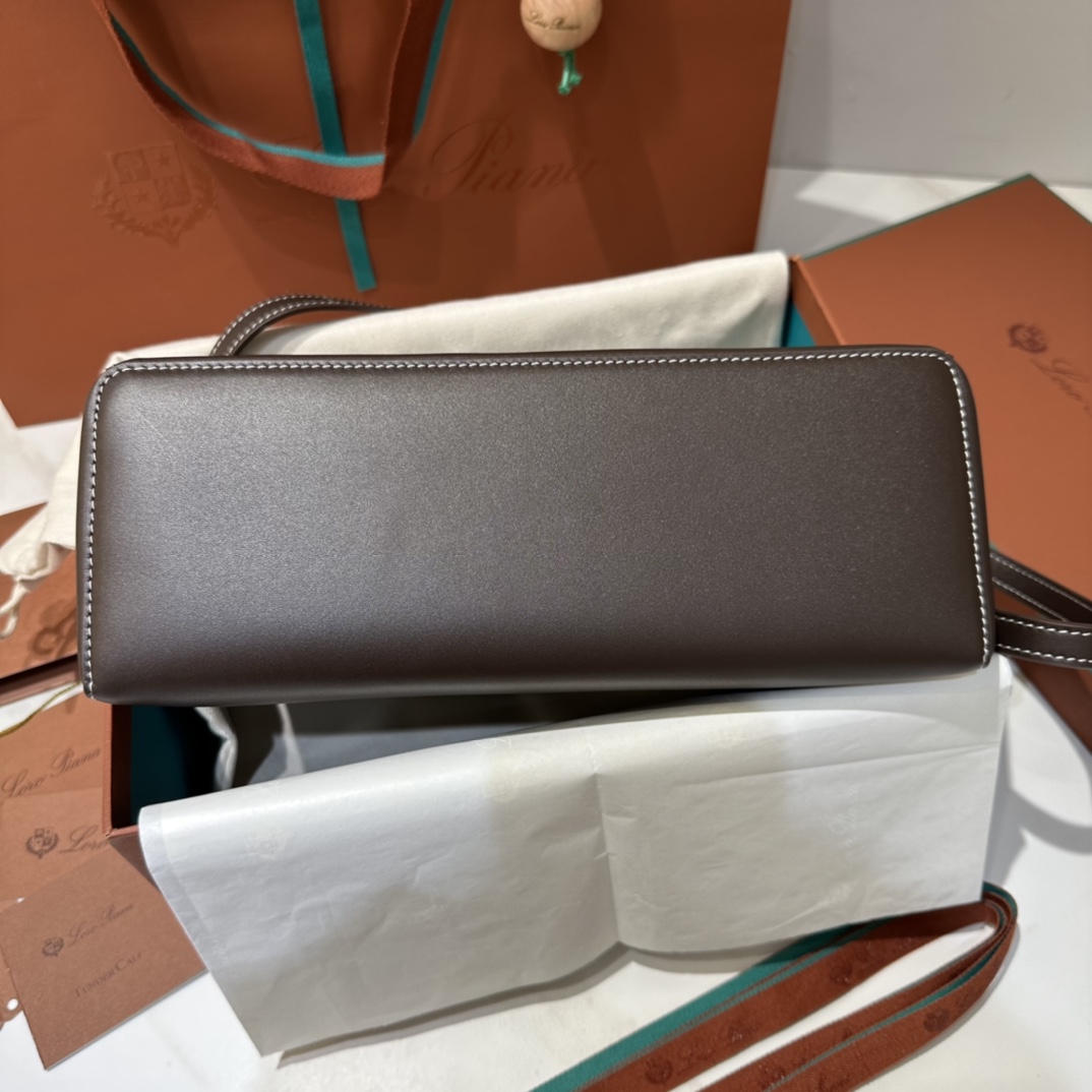 Bagsaaa L0r0 P1ana Extra Bag L27 Dark Chocolate - 27 cm