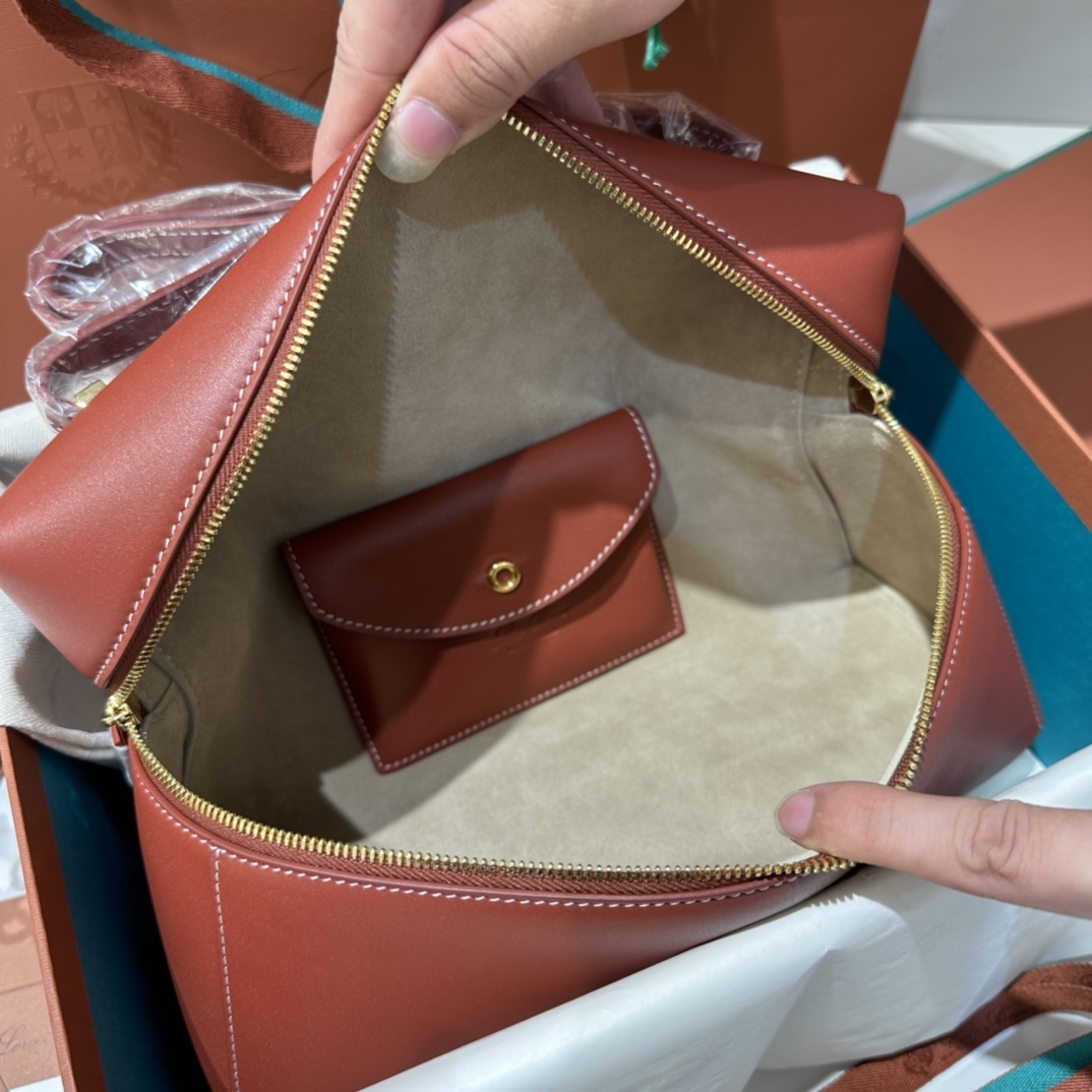 Bagsaaa L0r0 P1ana Extra Bag L27 Deep Kummel - 27 cm