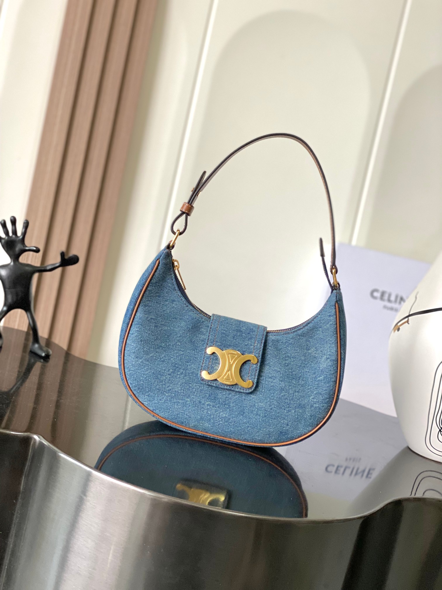 Bagsaaa Ce1i*e Medium Ava Triomphe Bag In Denim 114492 - 24.5cm