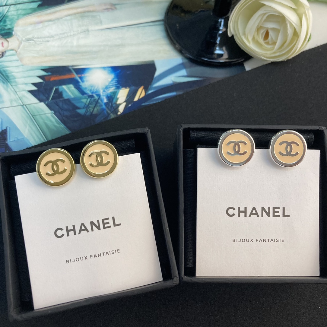 Bagsaaa Ch**el Earrings 19
