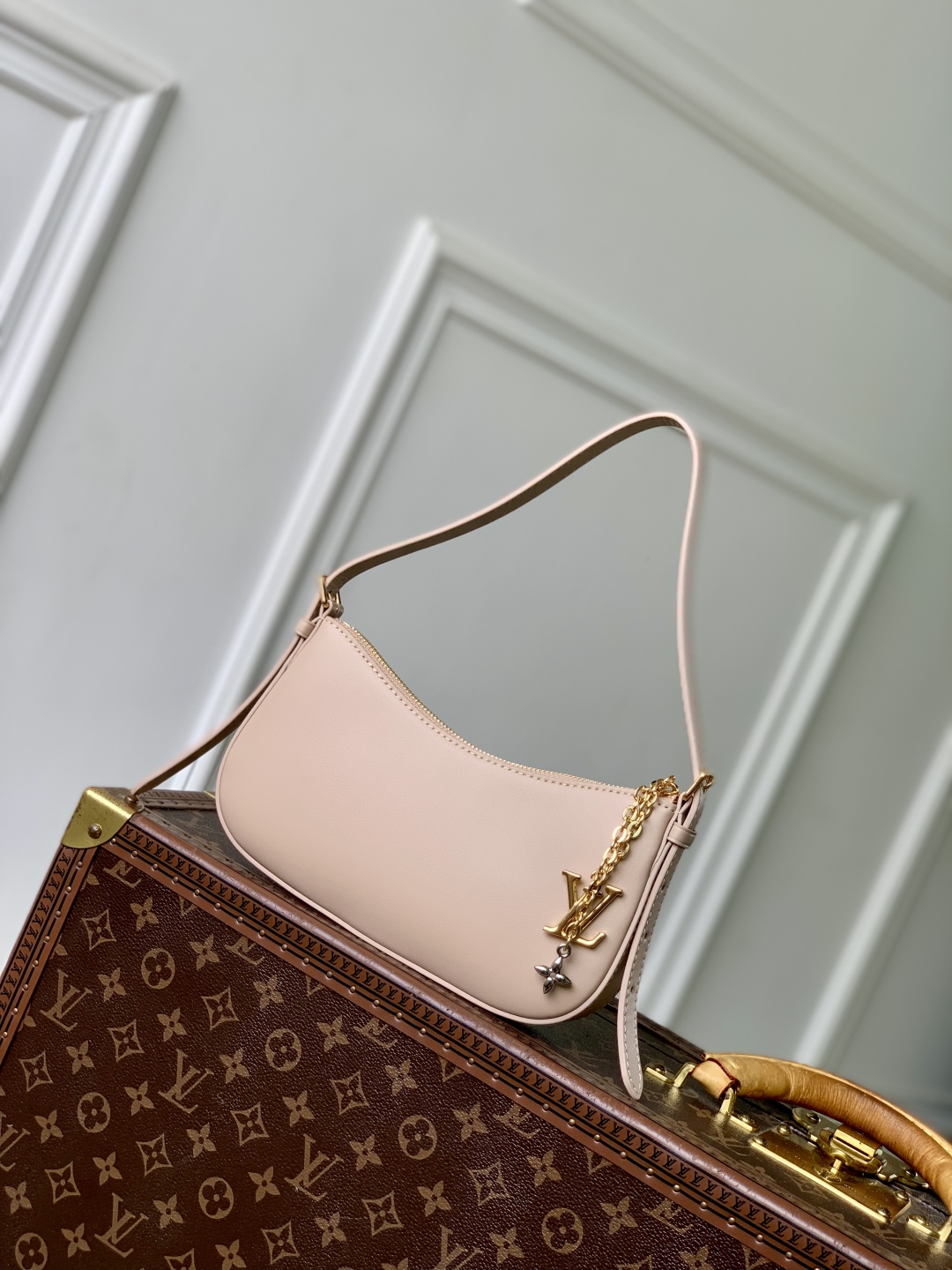 Bagsaaa LV M25784 Pochette LV Bloom Beige - 23 cm