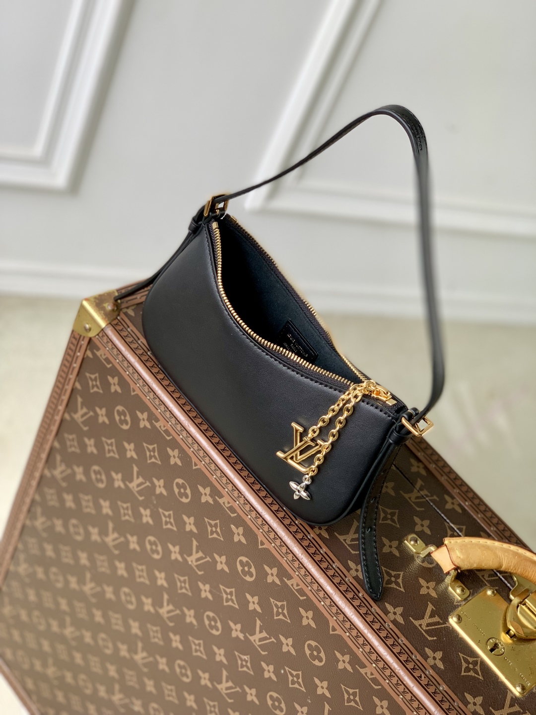 Bagsaaa LV M25525 Pochette LV Black - 23 cm