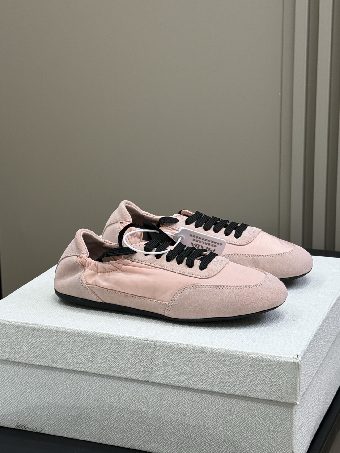 Bagsaaa Pra*a Collapse Re-Nylon and suede elasticized sneakers pink