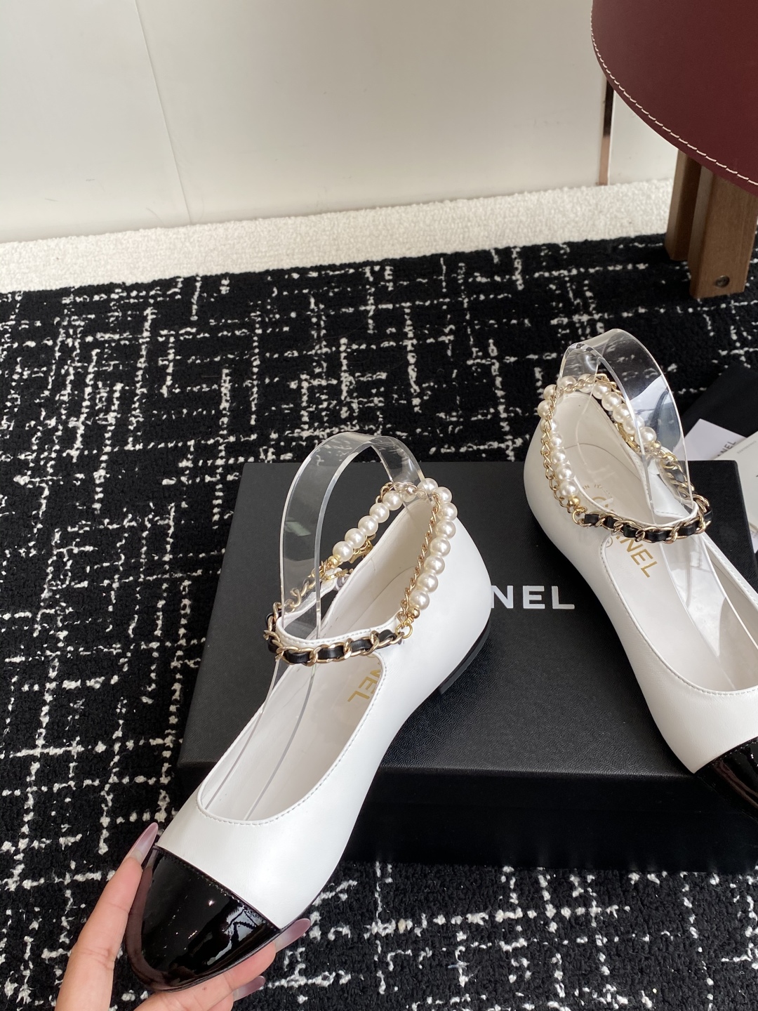 Bagsaaa Ch**el Mary Janes G46718 White Lambskin