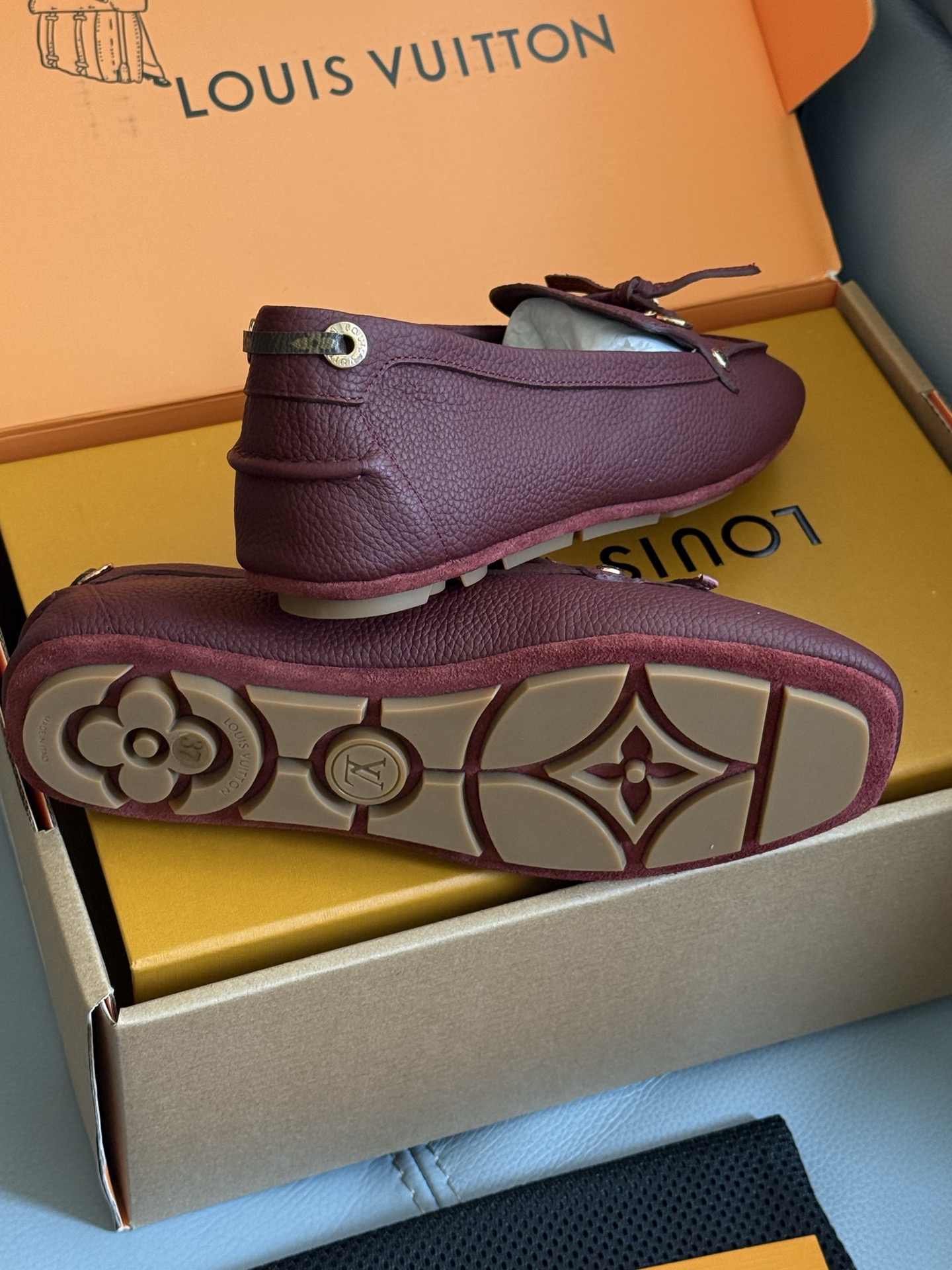 Bagsaaa LV Flore Car Shoe Bordeaux Red