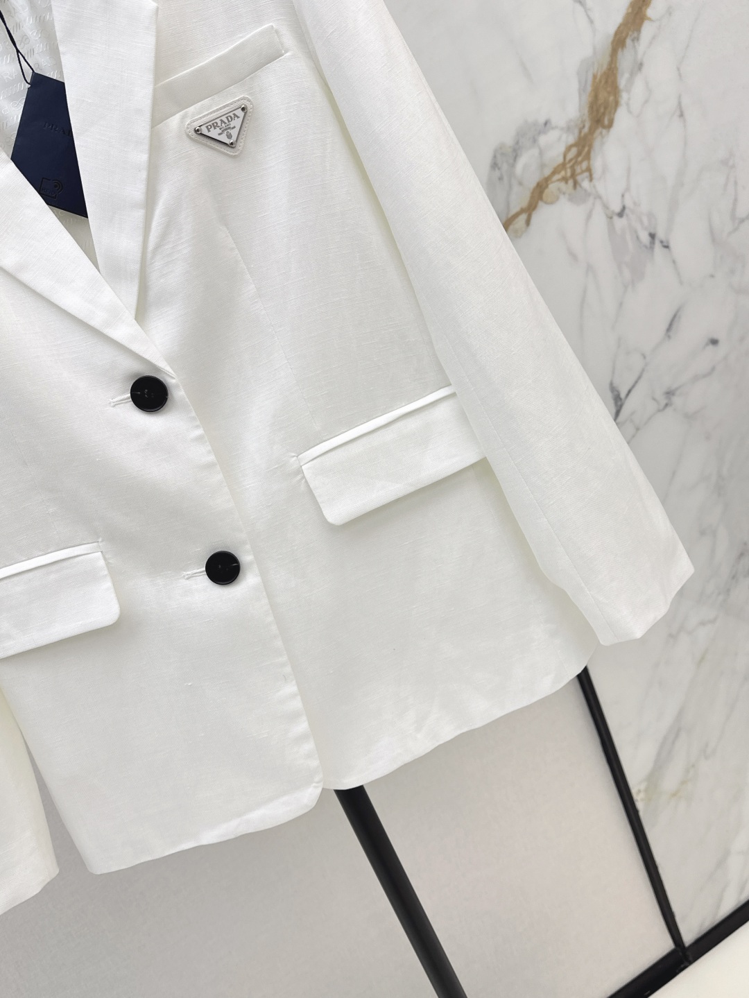 Bagsaaa Pra*a White Single-Breasted Blazer