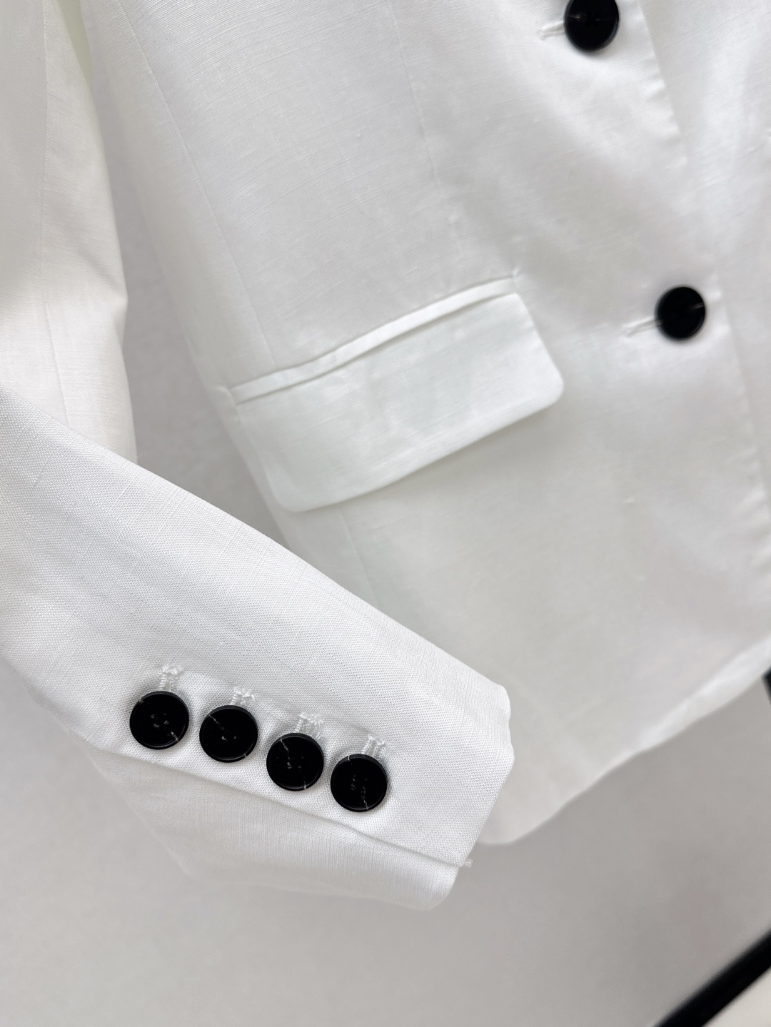 Bagsaaa Pra*a White Single-Breasted Blazer