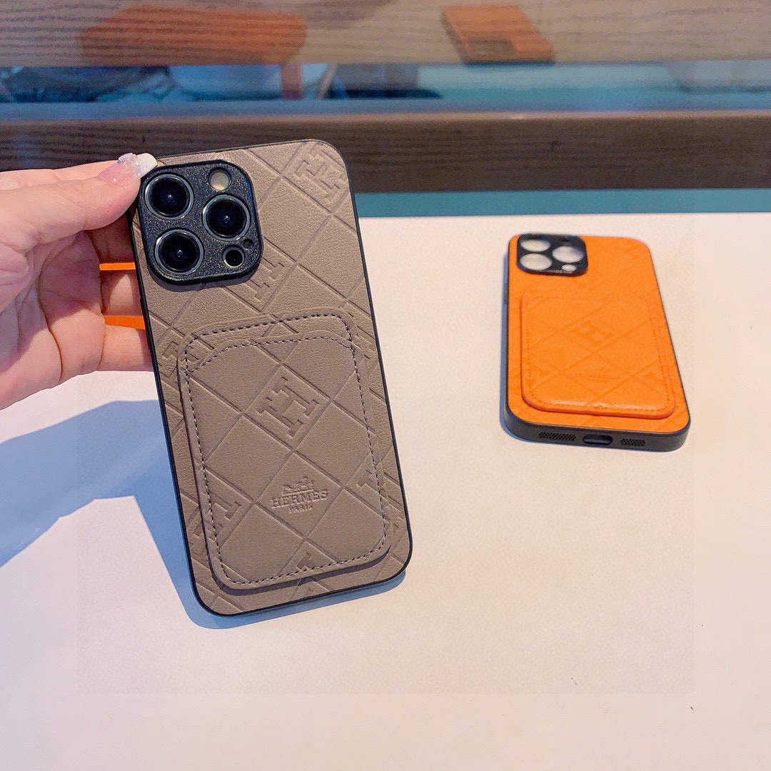 Bagsaaa H**me5 Phonecase 05