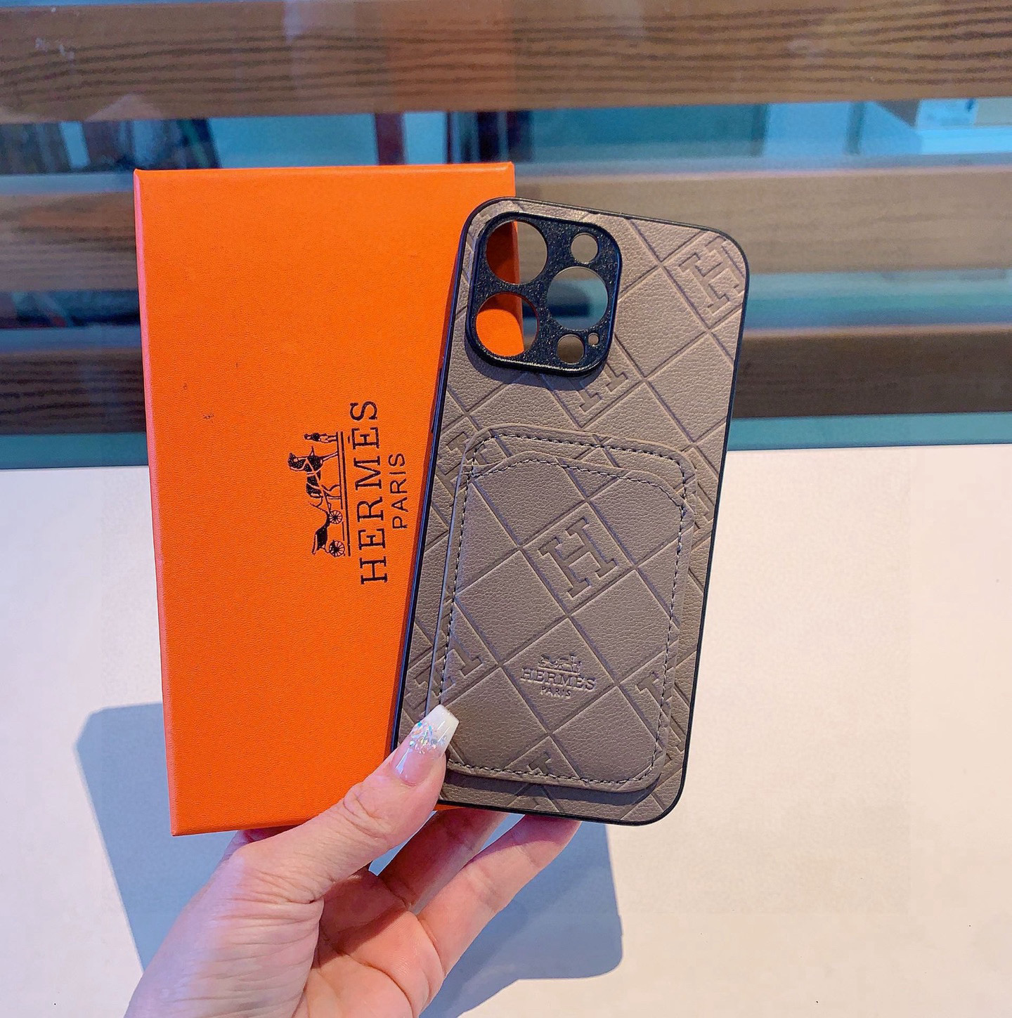 Bagsaaa H**me5 Phonecase 05