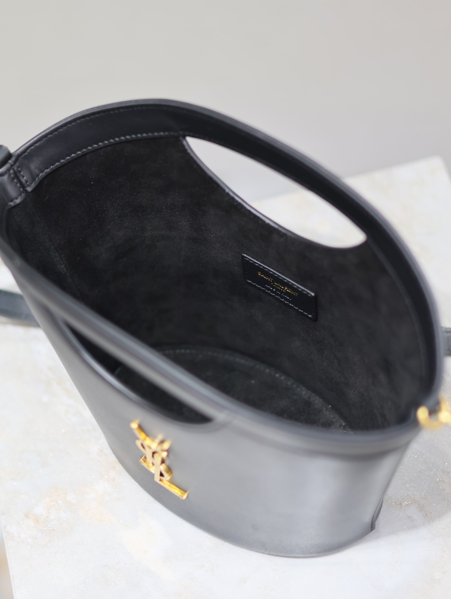 Bagsaaa Y51 Celia mini tote in smooth leather 791069 black - 29cm