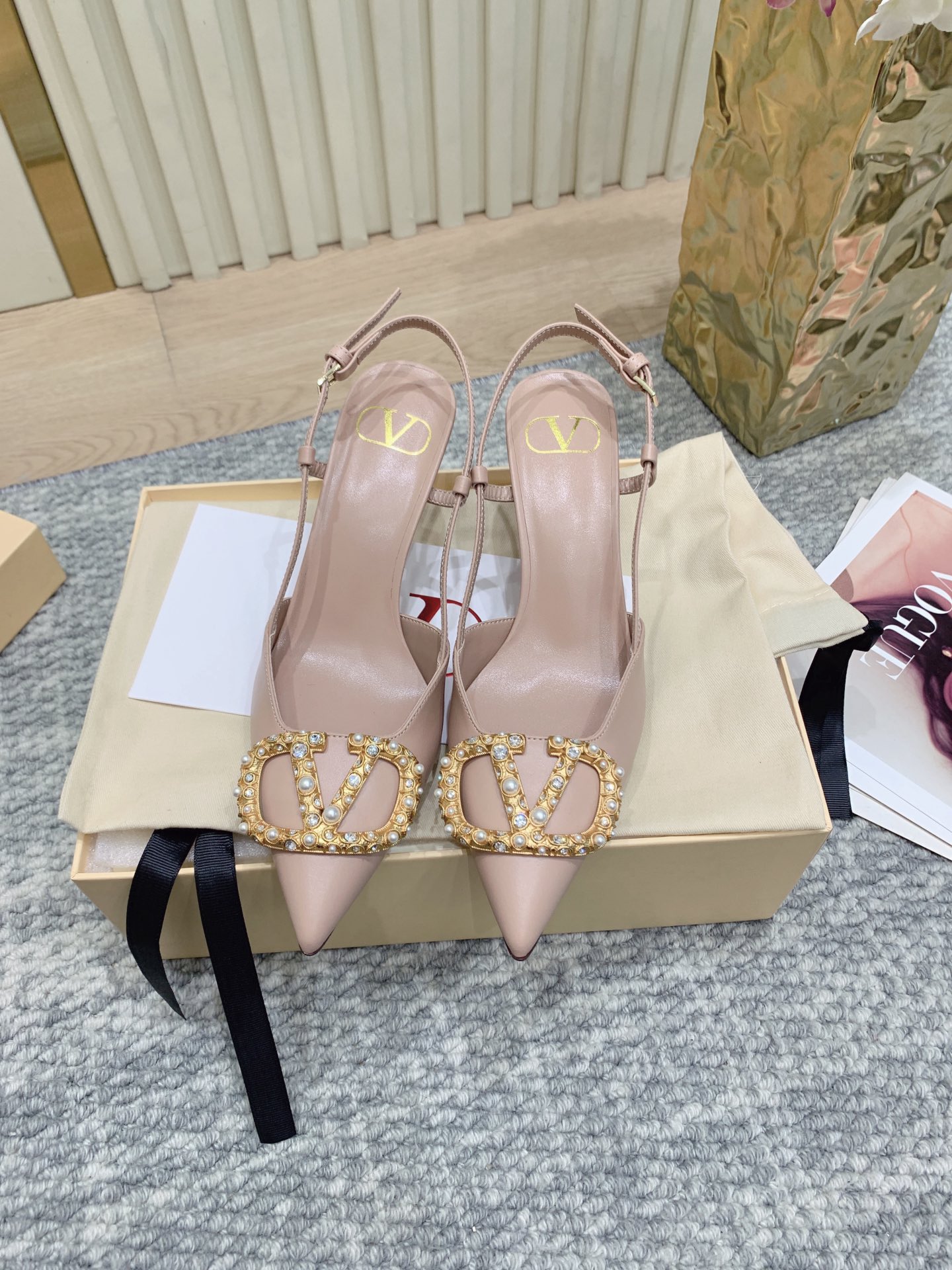 Bagsaaa Va1e*ntin0 Vlogo Signature Slingback Calfskin Pump With Jewel Logo 80Mm