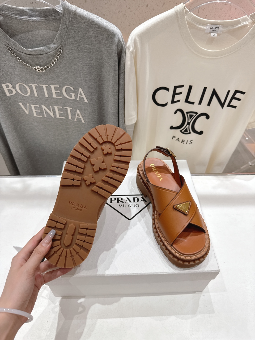 Bagsaaa Pra*a Leather sandals 1X105O brown