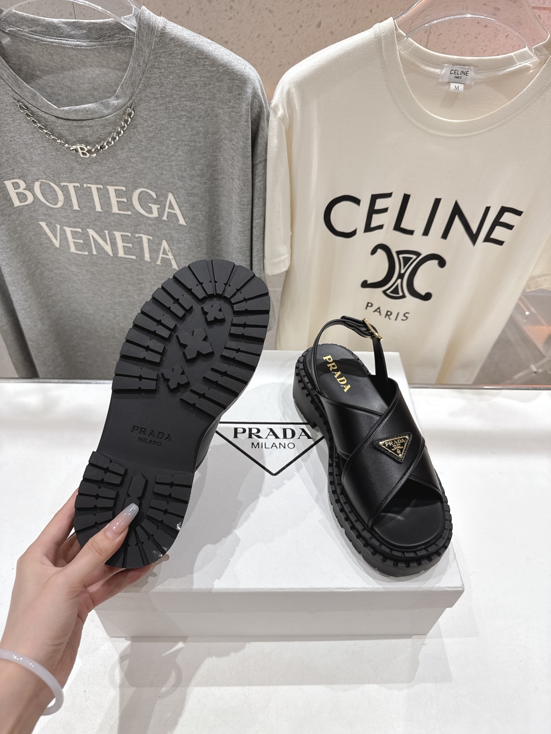 Bagsaaa Pra*a Leather sandals 1X105O black