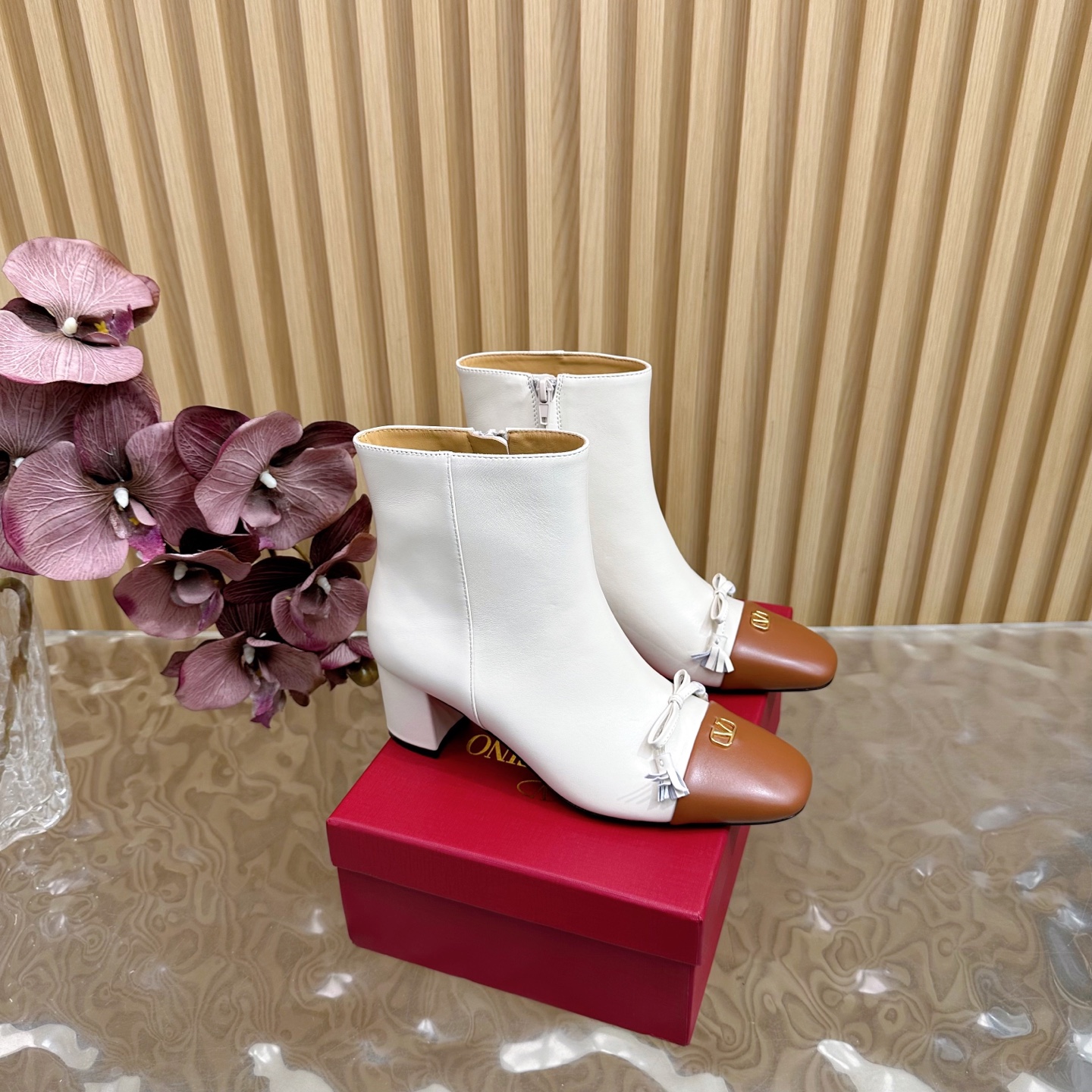 Bagsaaa Va1e*ntin0 Garavani Valet Du Roi 60 leather ankle boots