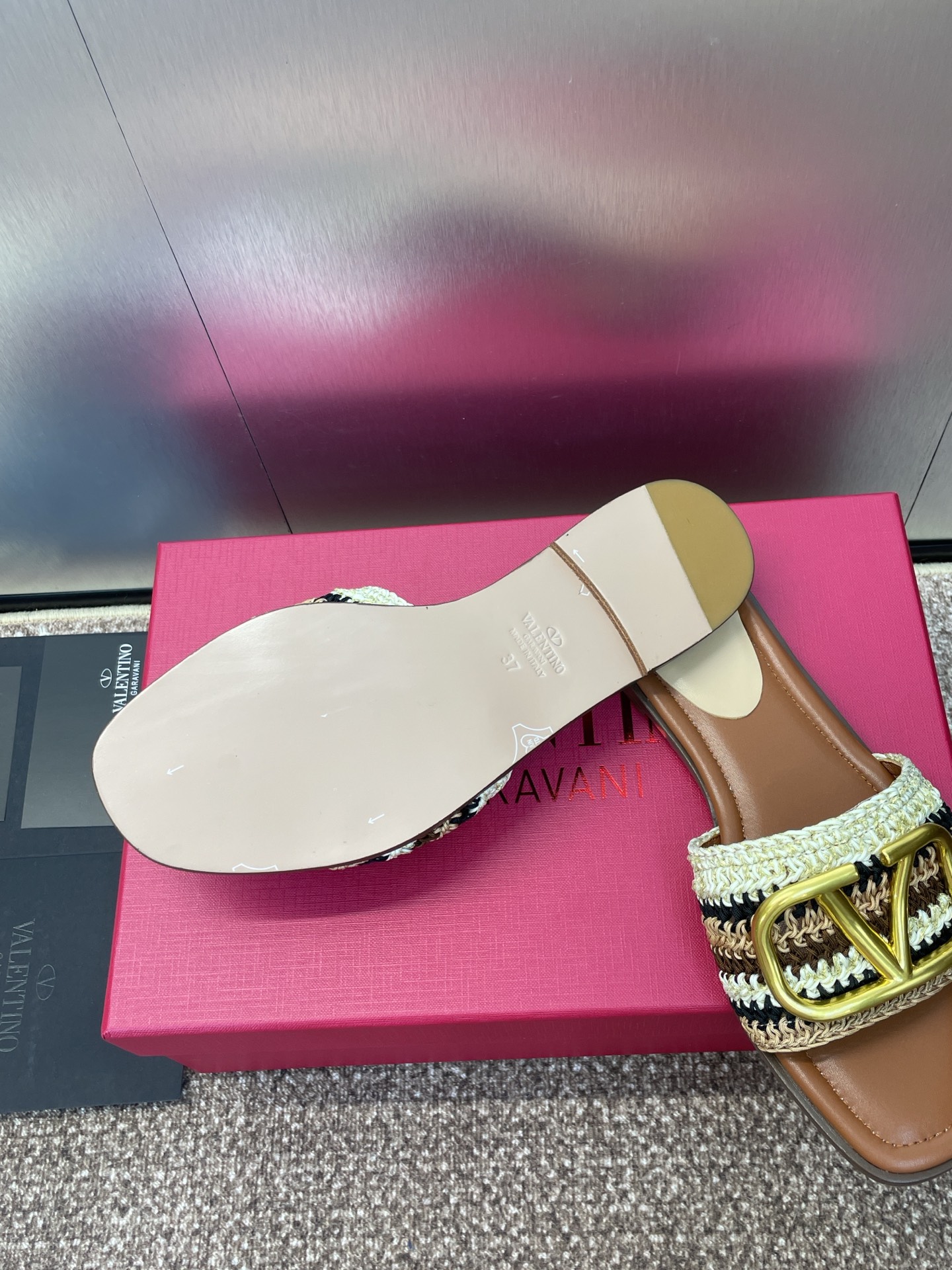 Bagsaaa Va1e*ntin0 Vlogo Signature Slide Sandal With Crochet Embroidery