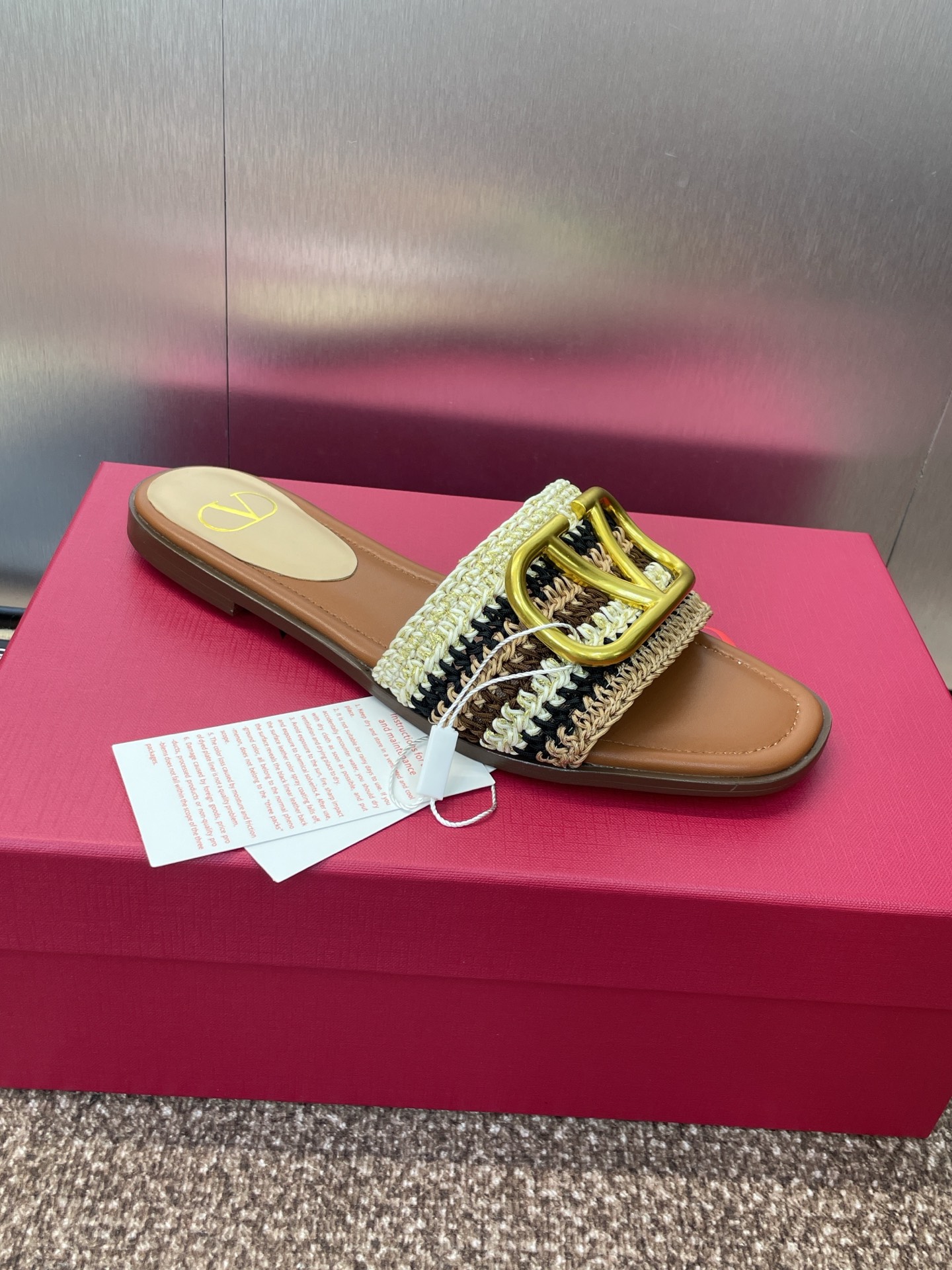 Bagsaaa Va1e*ntin0 Vlogo Signature Slide Sandal With Crochet Embroidery