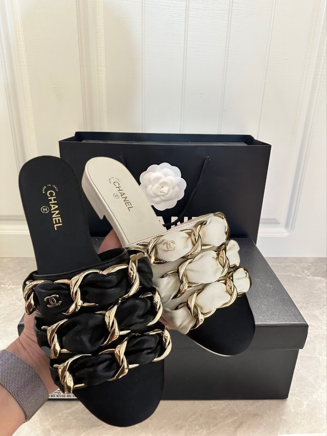 Bagsaaa Ch**el Mules G46653 Black/White